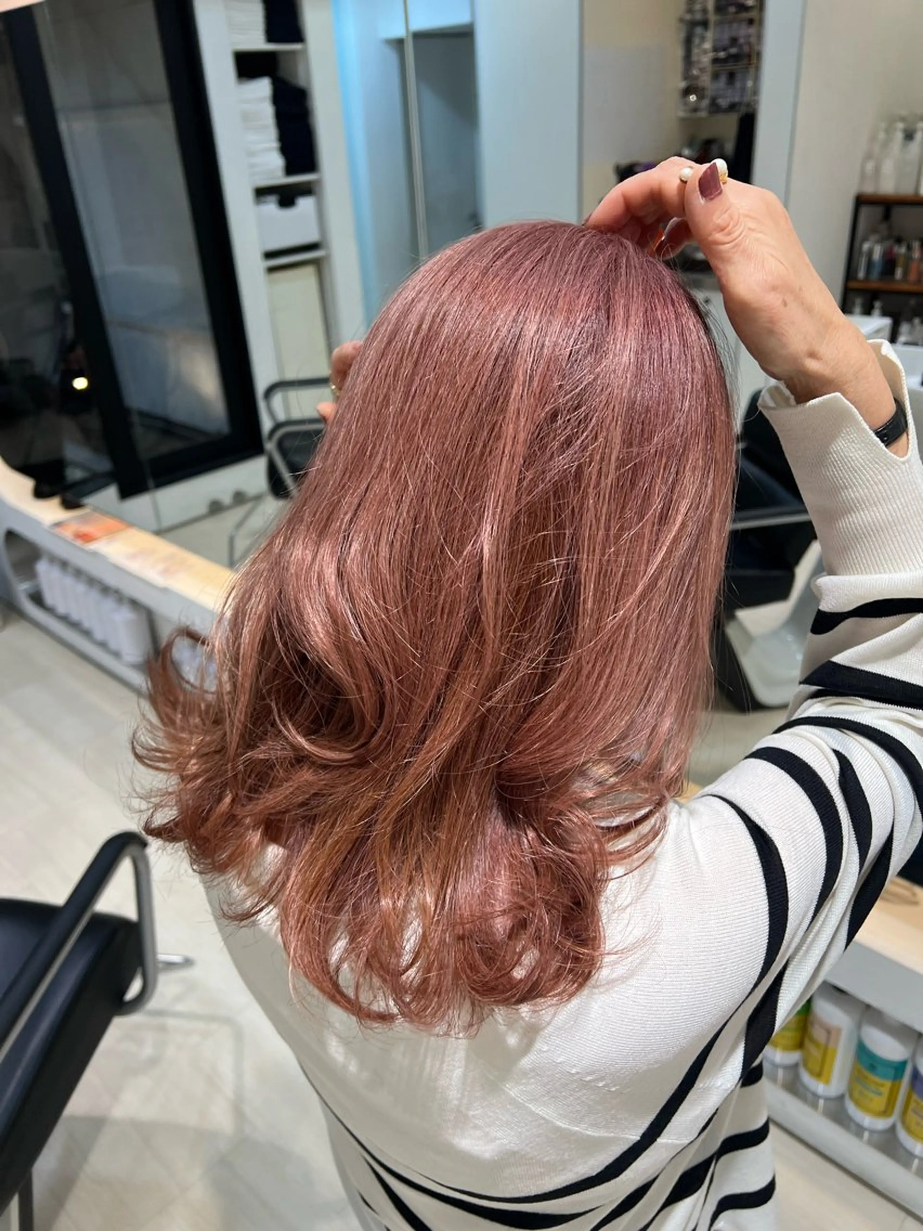 ミディアム カラー パーマ カット 堀井 凌平のヘアスタイル
