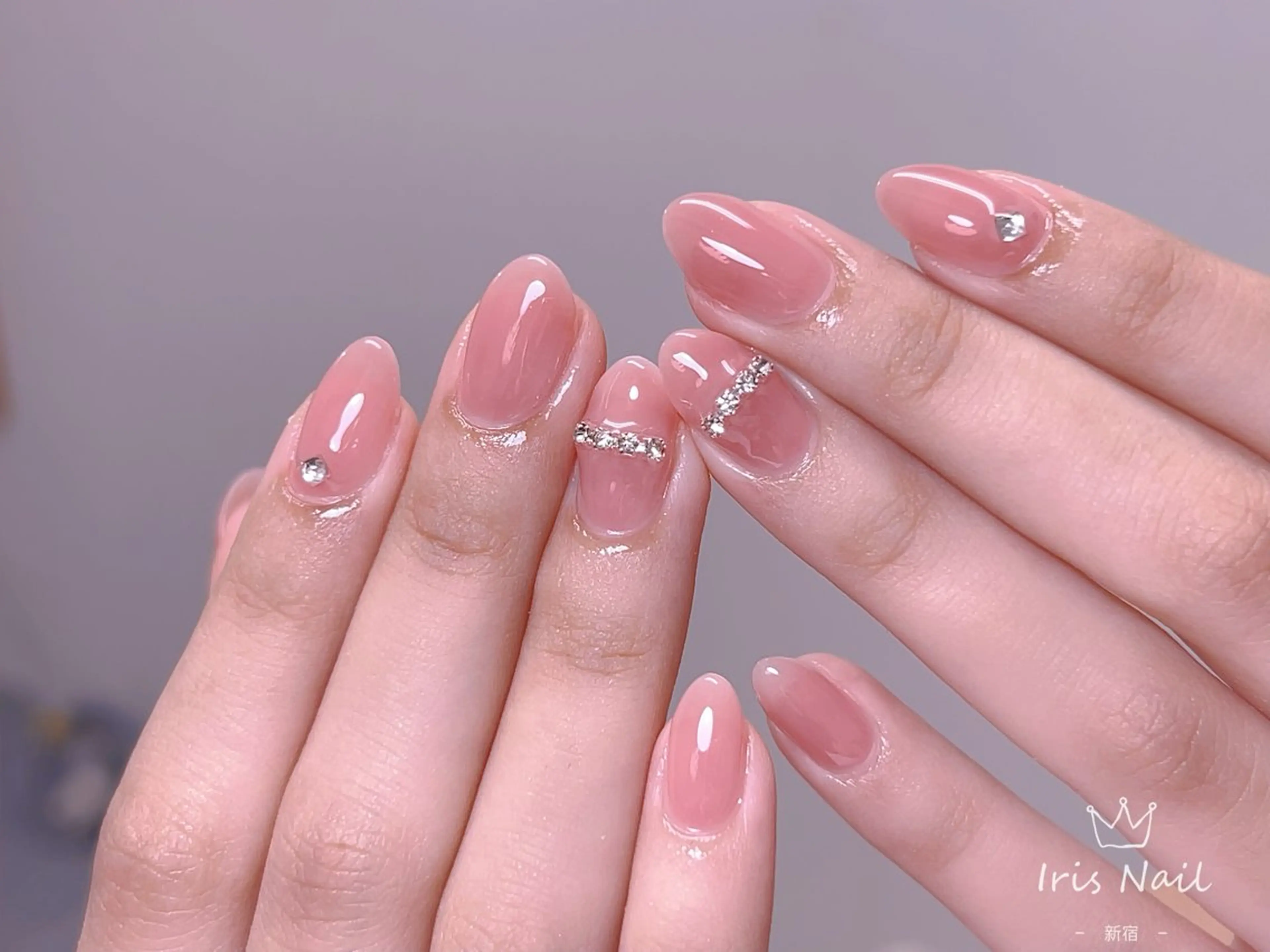 ネイル フレンチネイル ジェルネイル グラデーション 韓国ネイル マグネットネイル ハンドネイル 【長さ出し】 IRIS NAILのネイルデザイン