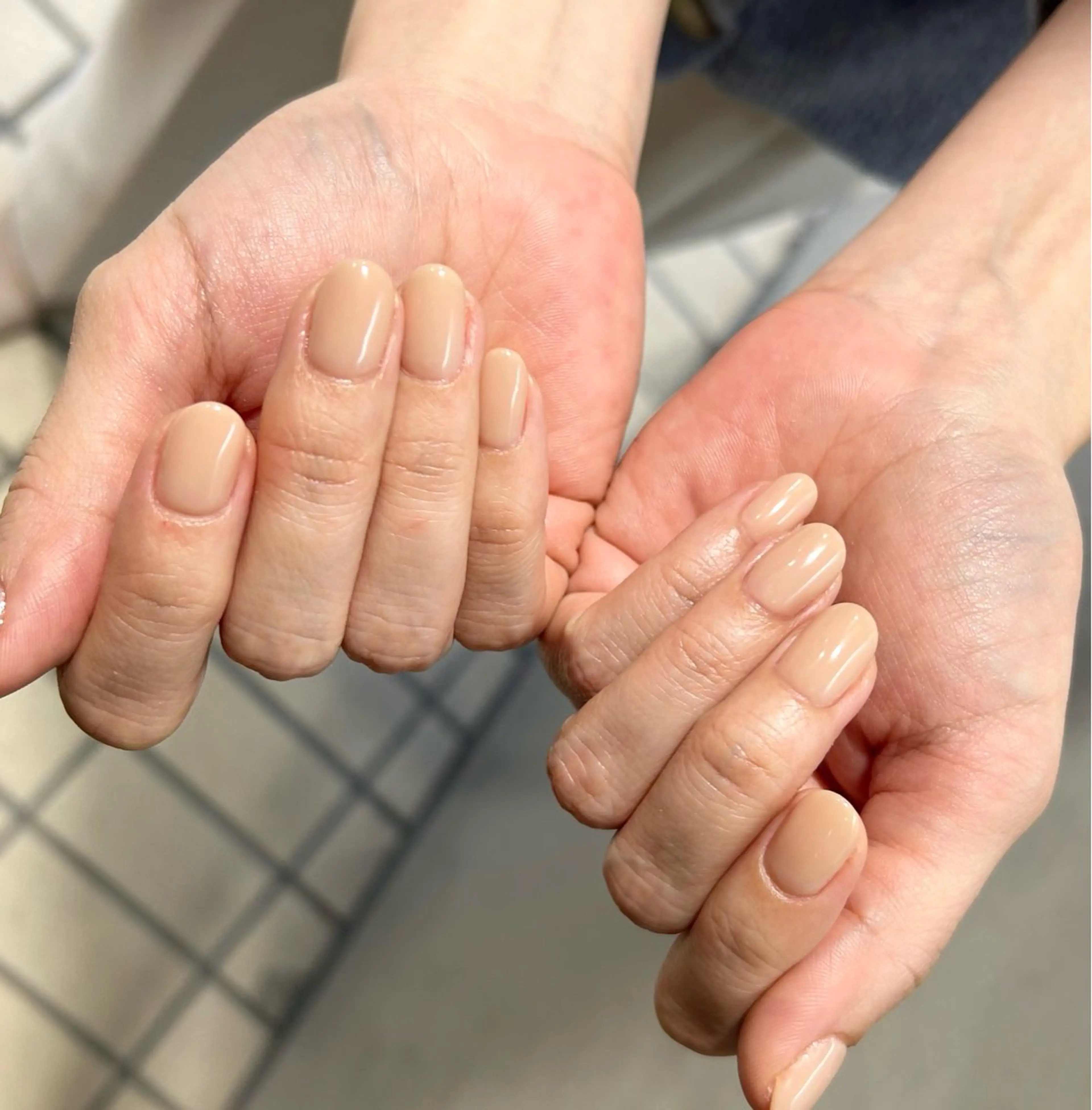 ネイル シンプルネイル ハンドネイル パラスパガーデン Nitagai☺︎のネイルデザイン