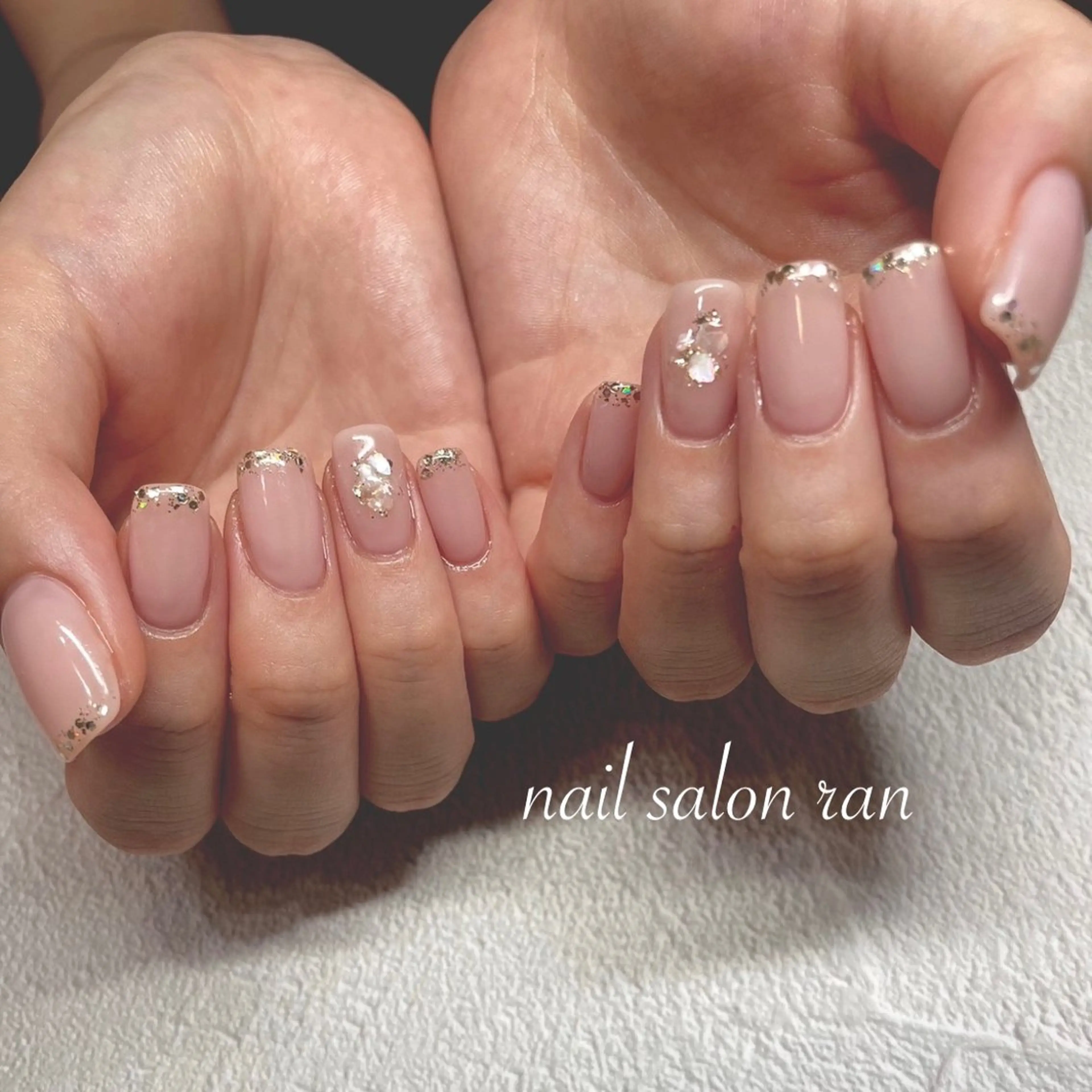 ネイル フレンチネイル ラメ(グリッター) nailsalon ranのネイルデザイン