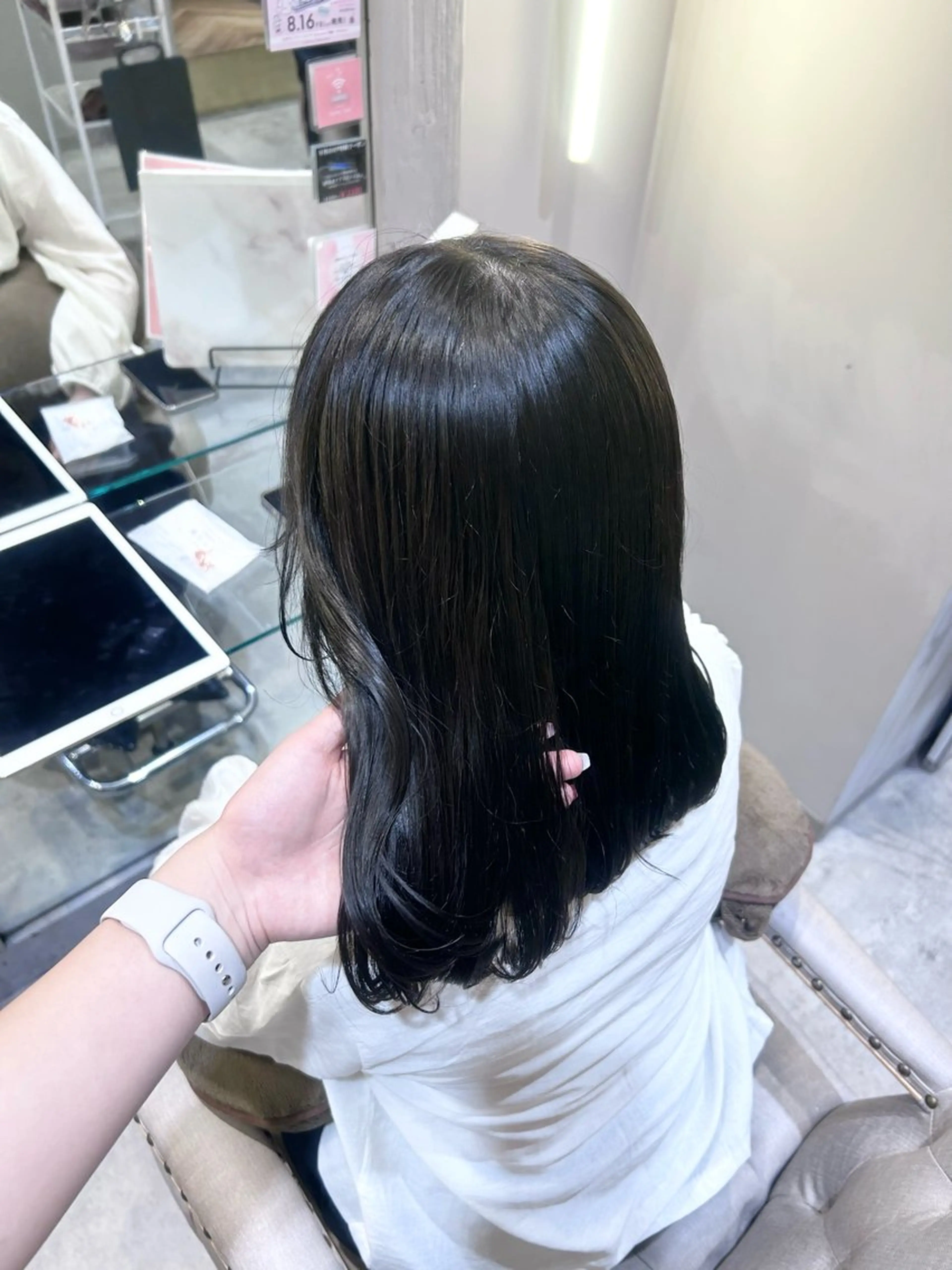 ロング カラー アッシュ アッシュグレー アッシュグレージュ 黒髪 透明感カラー 🐰🎀透明感カラー yuzuka🎀🐰のヘアスタイル