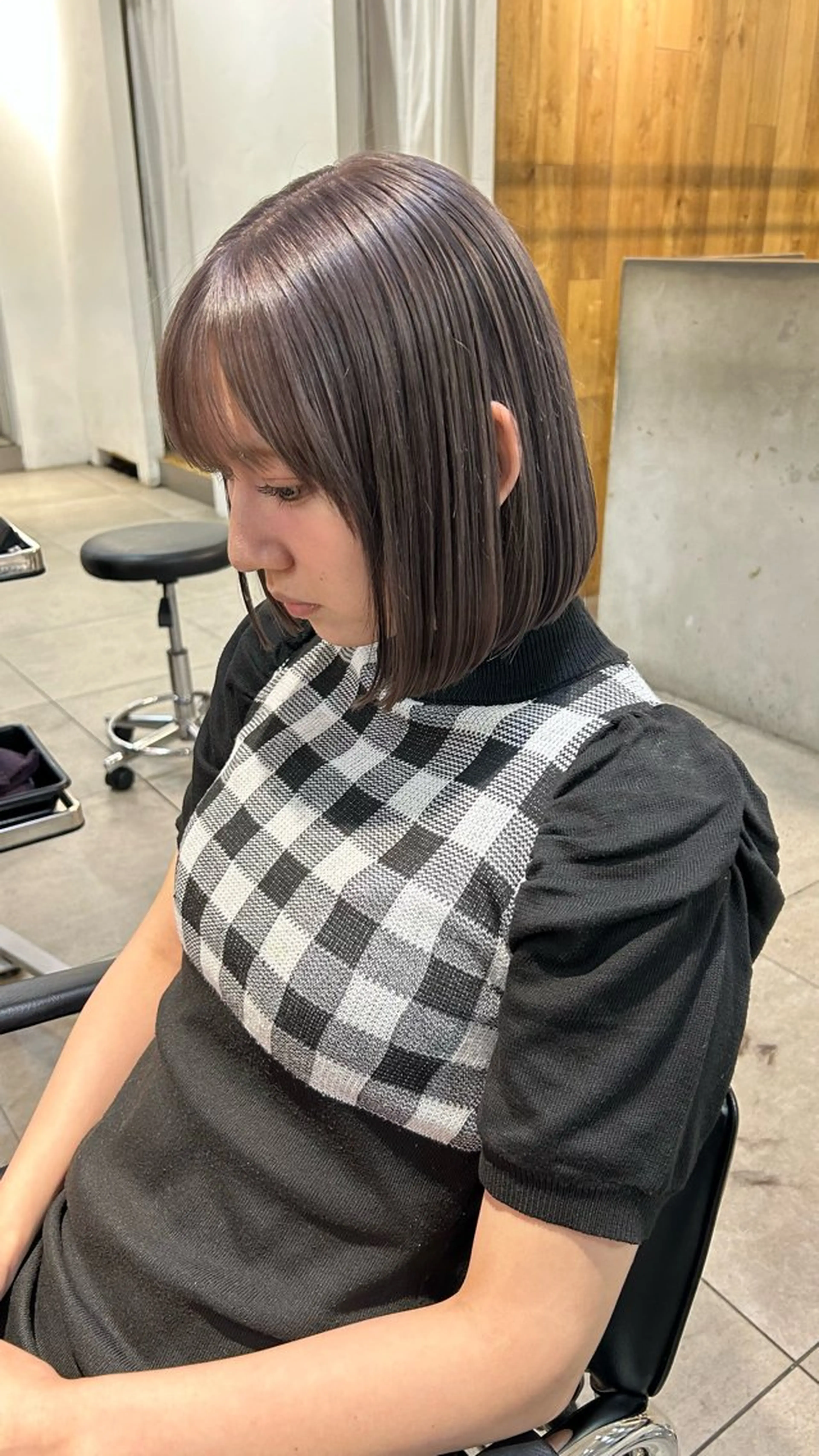 ショート カラー カット ヘアカラー トリートメント Lomalia Moemiのヘアスタイル