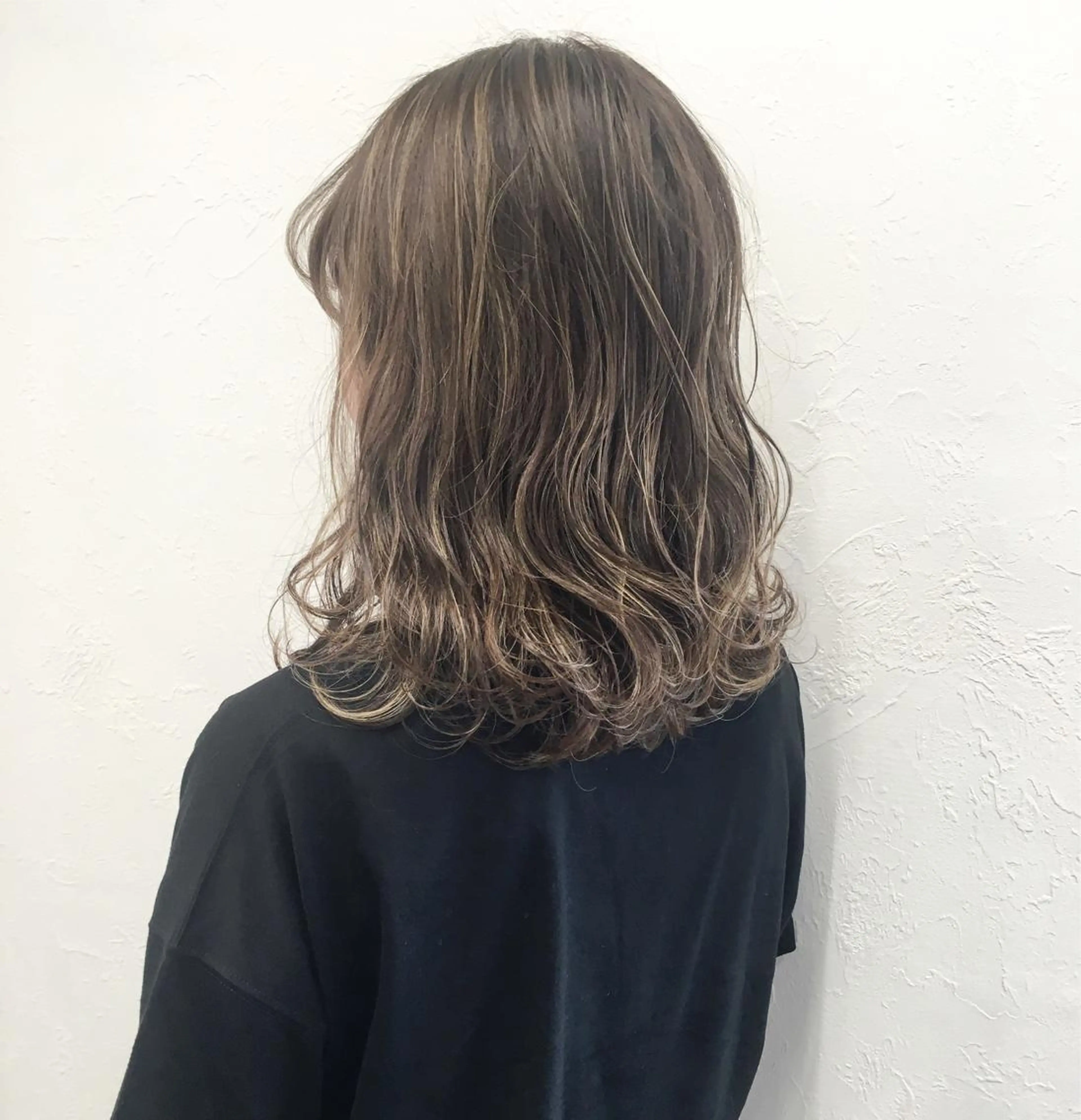 ミディアム カラー ハイライトカラー ハイライト ヘアカラー 2nd所属・🤍2nd🤍田所 美希のヘアスタイル