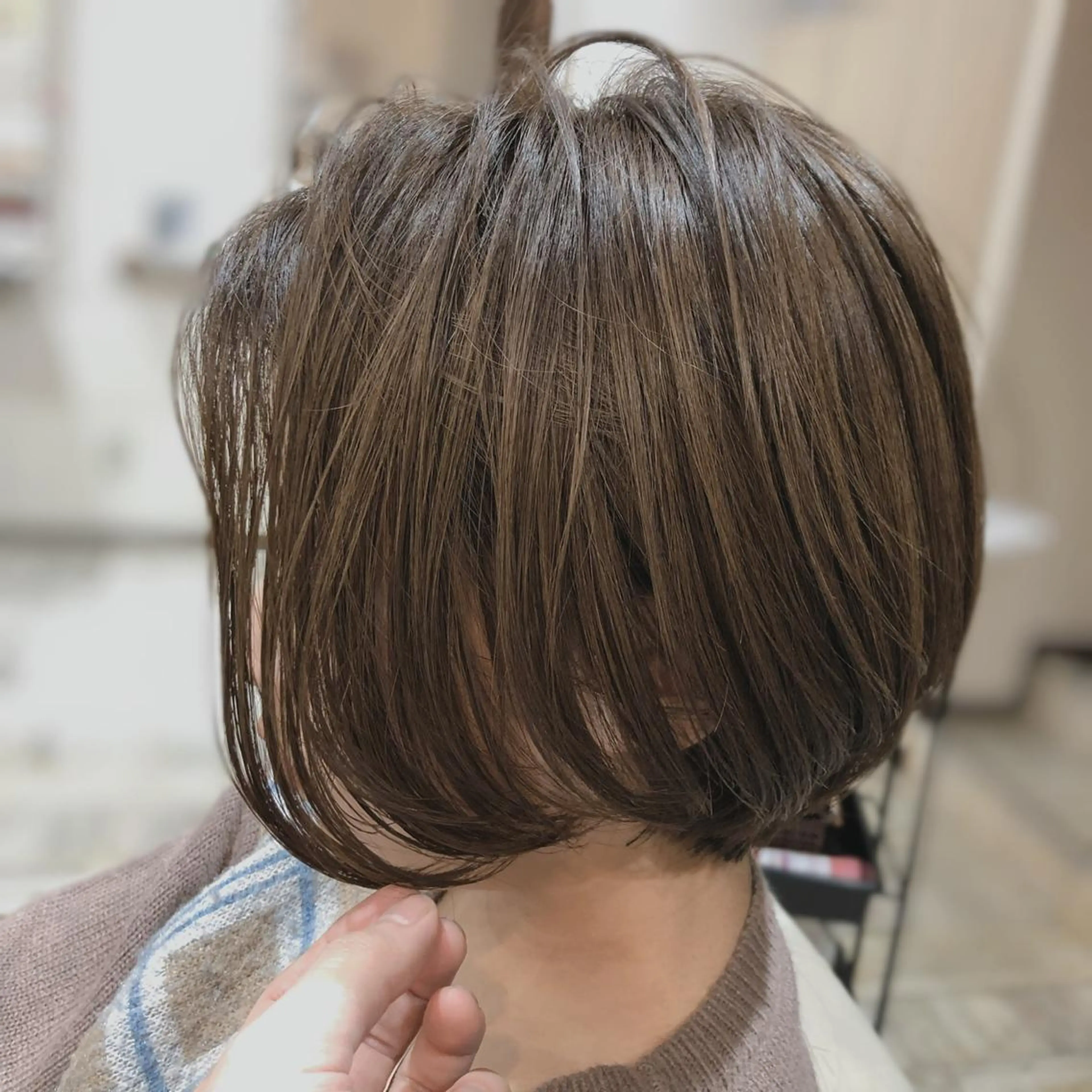 ショート カラー ワンレンボブ ショートボブ アッシュ ベージュカラー ショコラベージュ カット ヘアカラー トリートメント 【垢抜け大人髪】 TIARA西山のヘアスタイル
