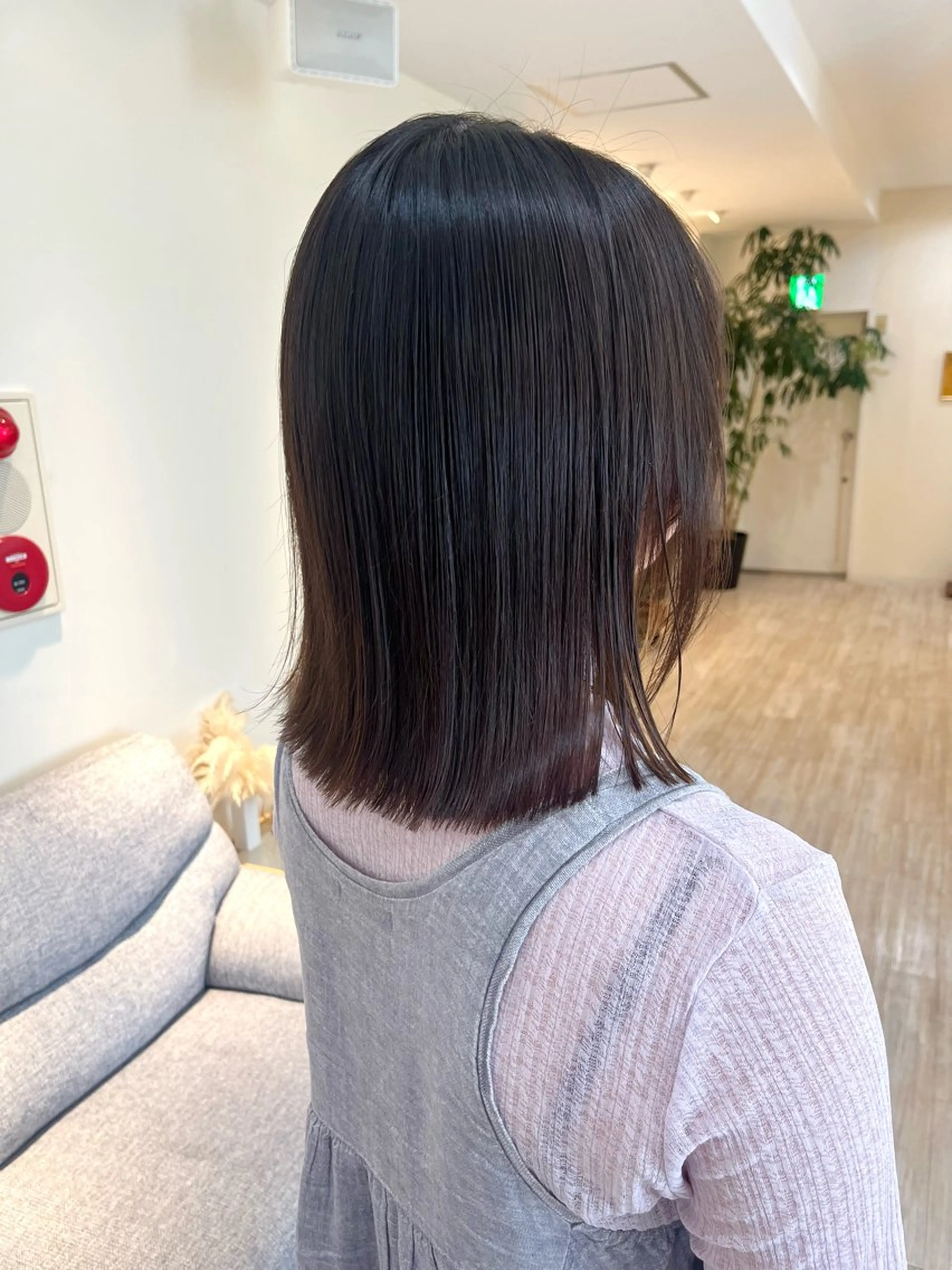 ミディアム パーマ カット 縮毛矯正 つぼみ/パーマ ／レイヤー／ボブのヘアスタイル