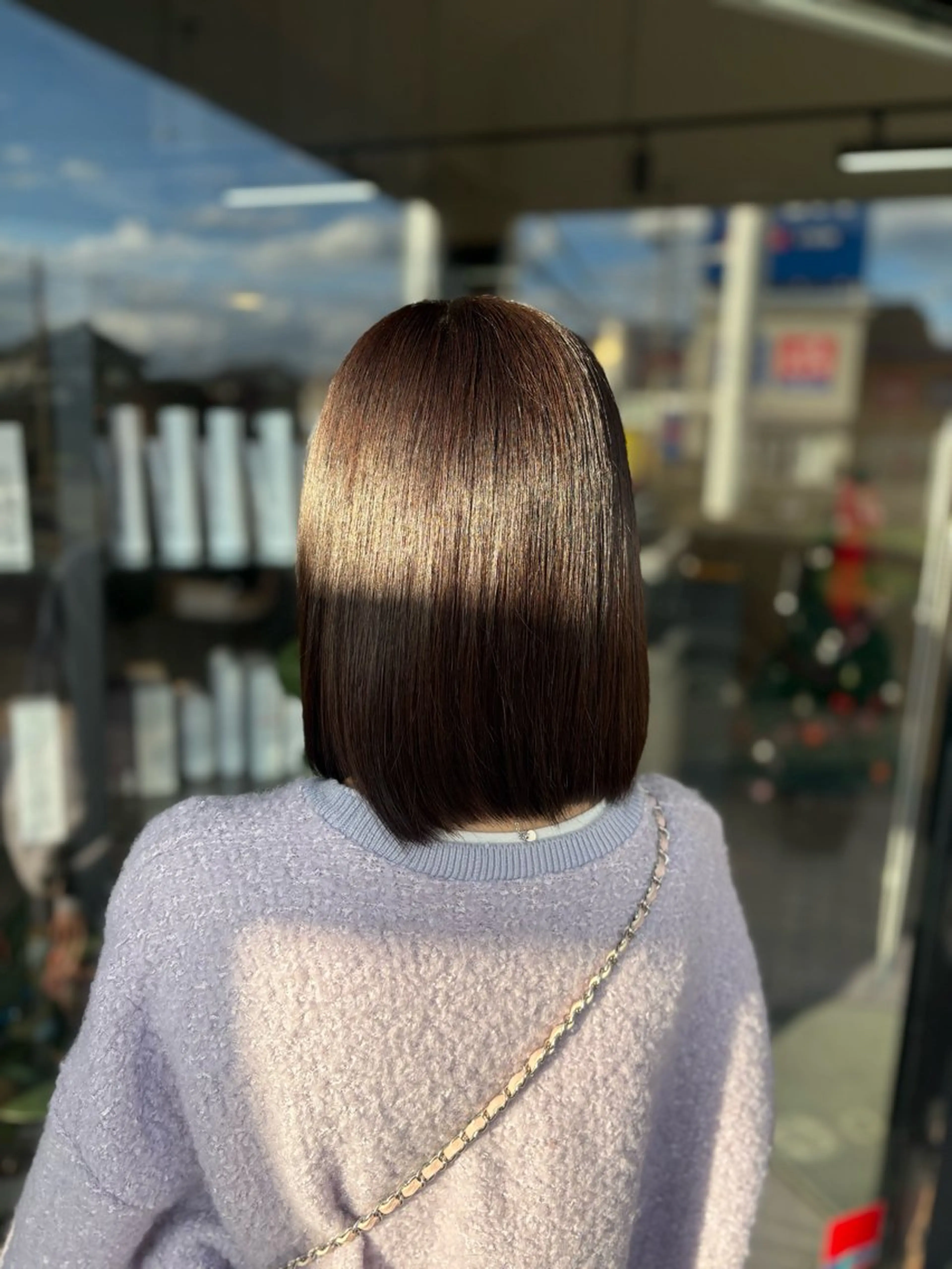 セミロング arika ninaのヘアスタイル