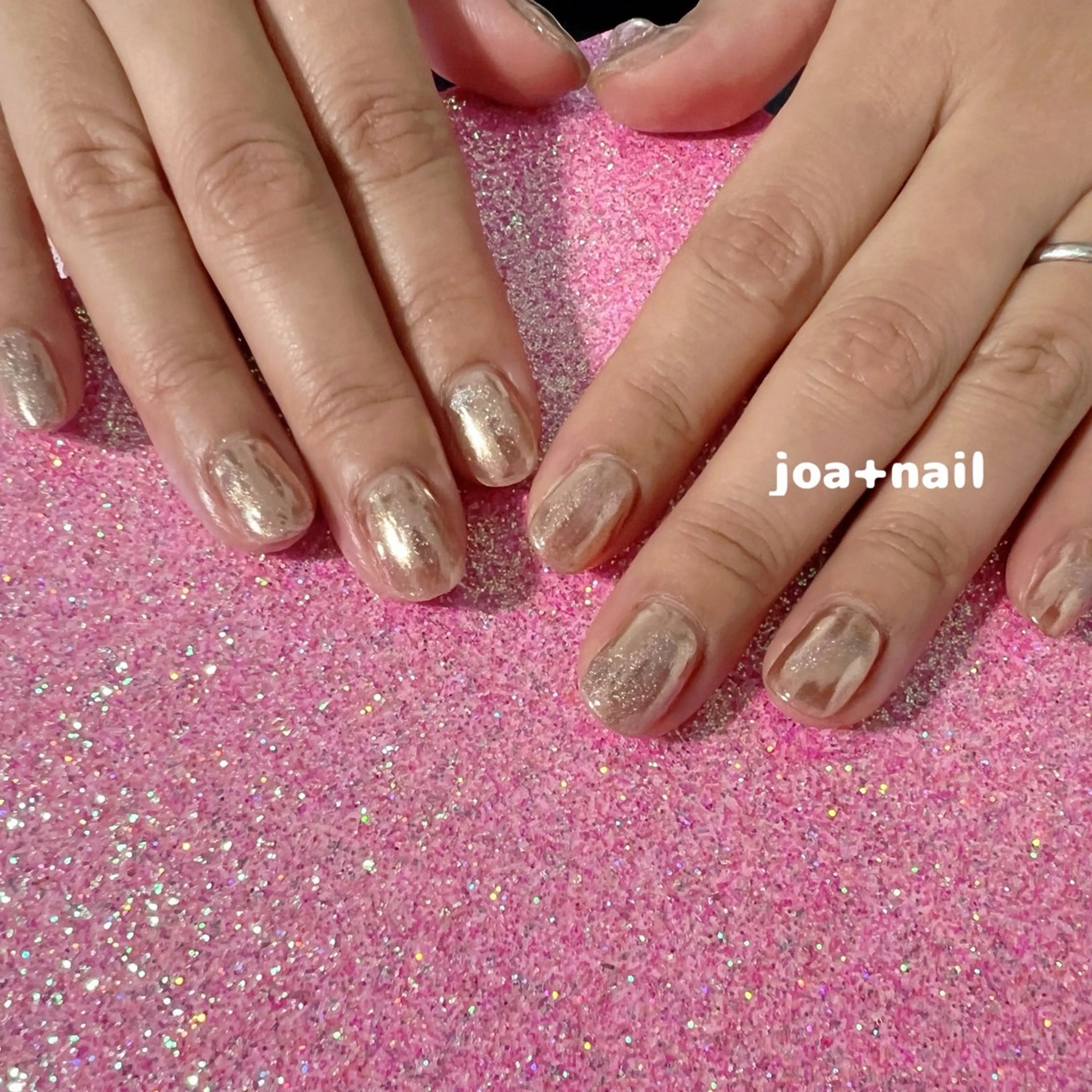 ネイル ニュアンスネイル うね 🎀のネイルデザイン