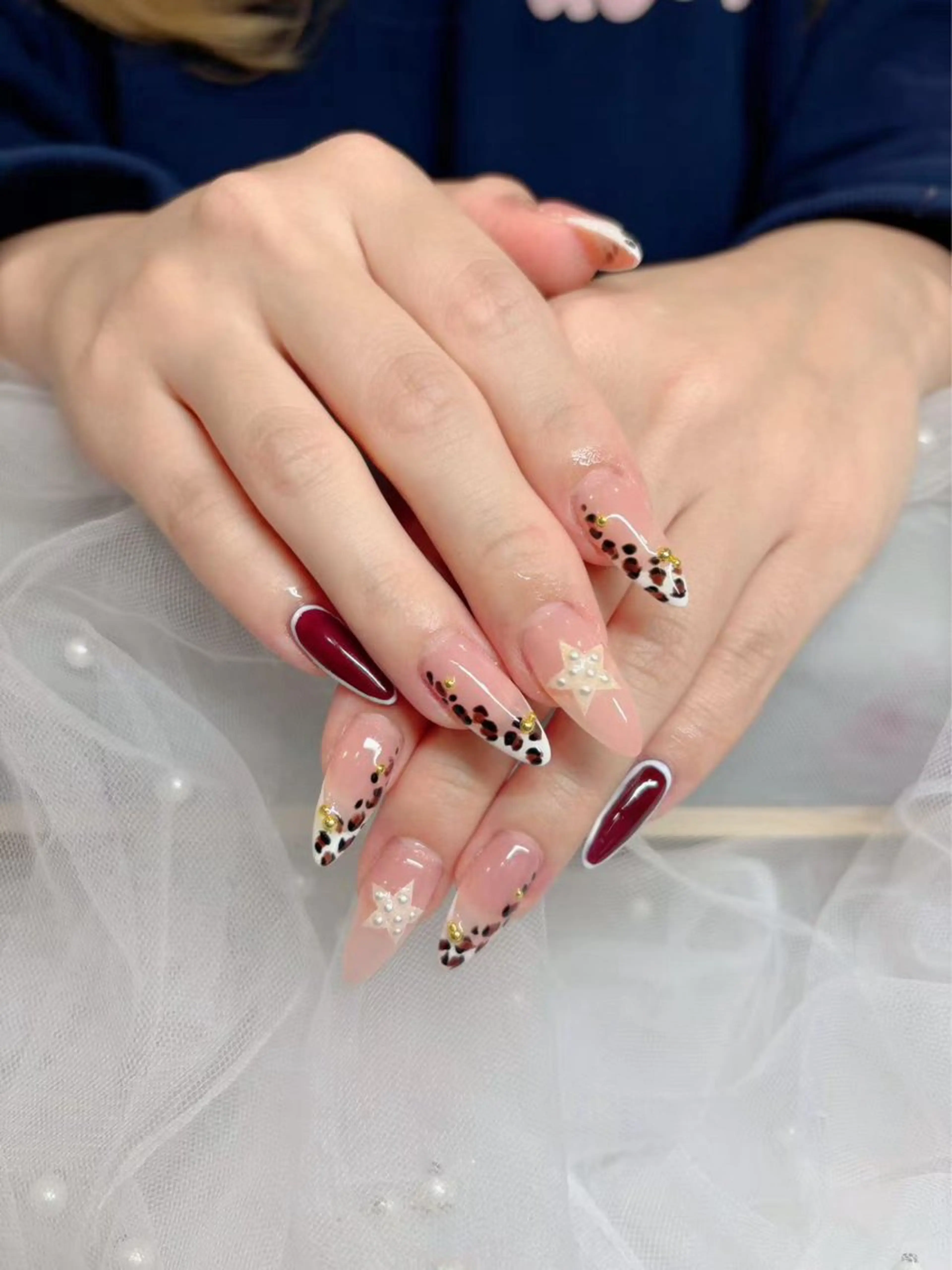 ネイル フットネイル フレンチネイル ジェルネイル ガラスフレンチ 韓国ネイル ハンドネイル ハンドケア The Nail & Eye Lashのその他イメージ