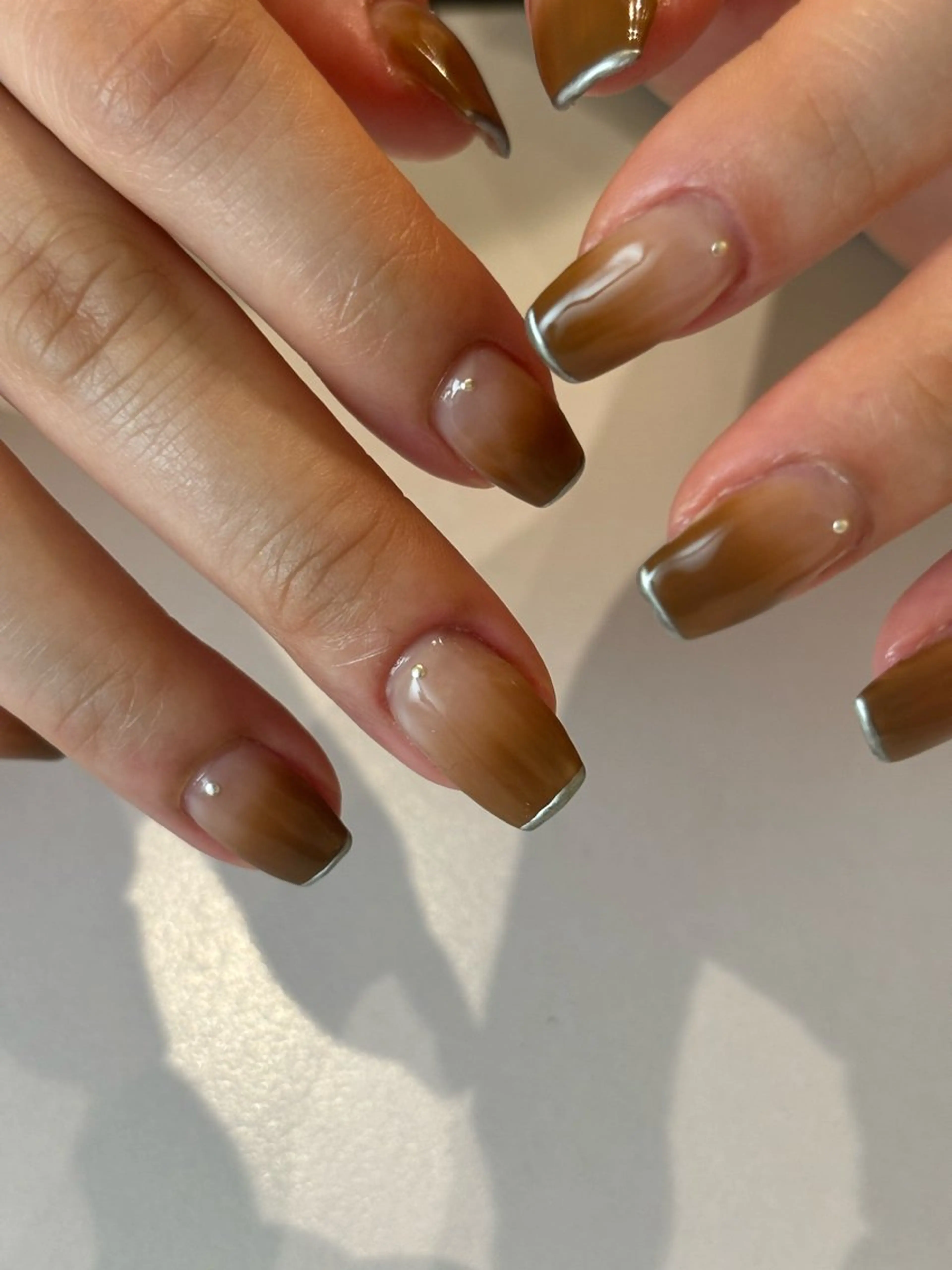 ネイル フレンチネイル グラデーション ハンドネイル Ann. nail.tokyo所属・Ann nailのネイルデザイン
