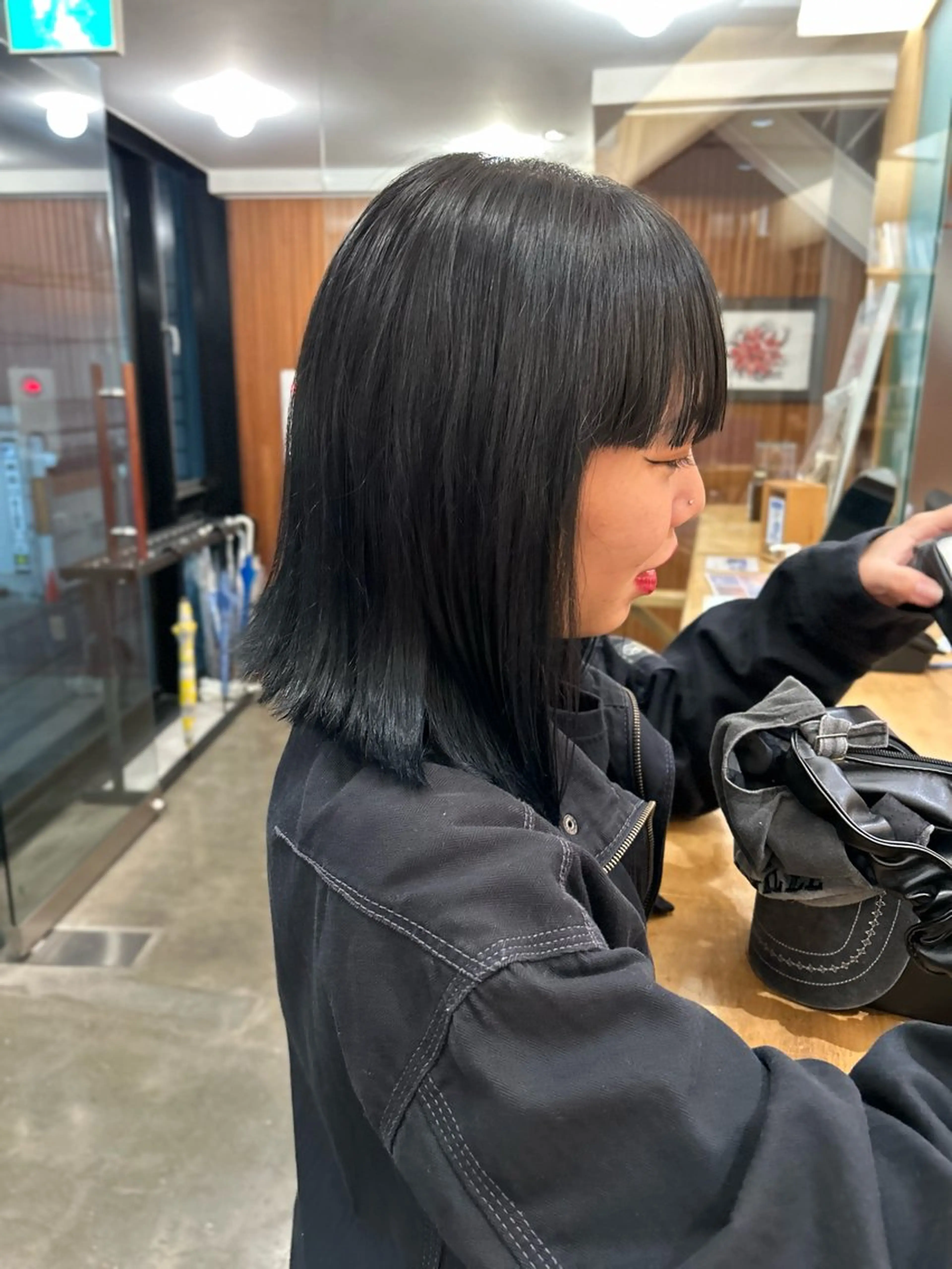ミディアム 🌞アオキ サキ🕊のヘアスタイル