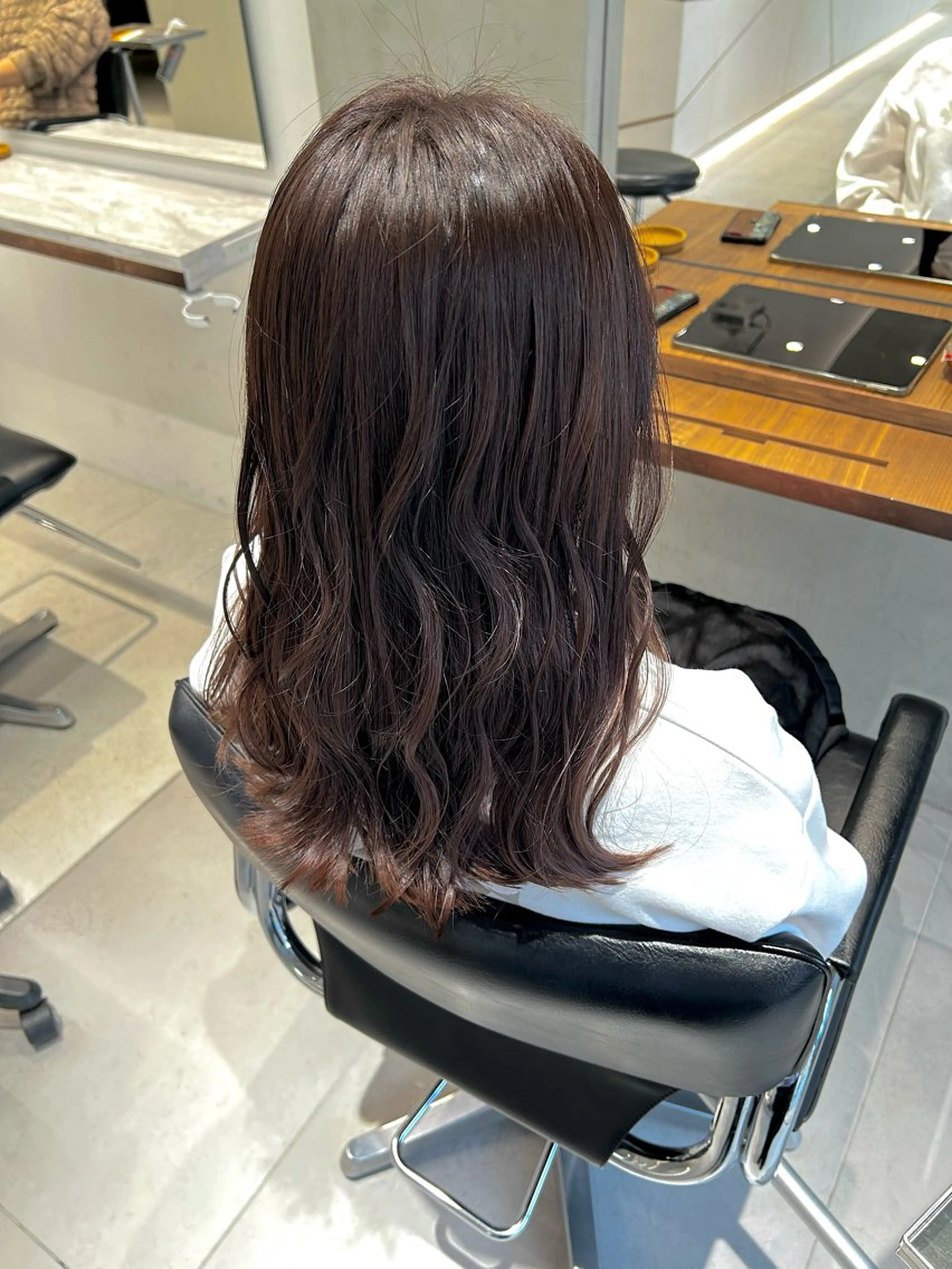 ミディアム 🤍🐰菅原 麻里🐻‍❄️🤍のヘアスタイル