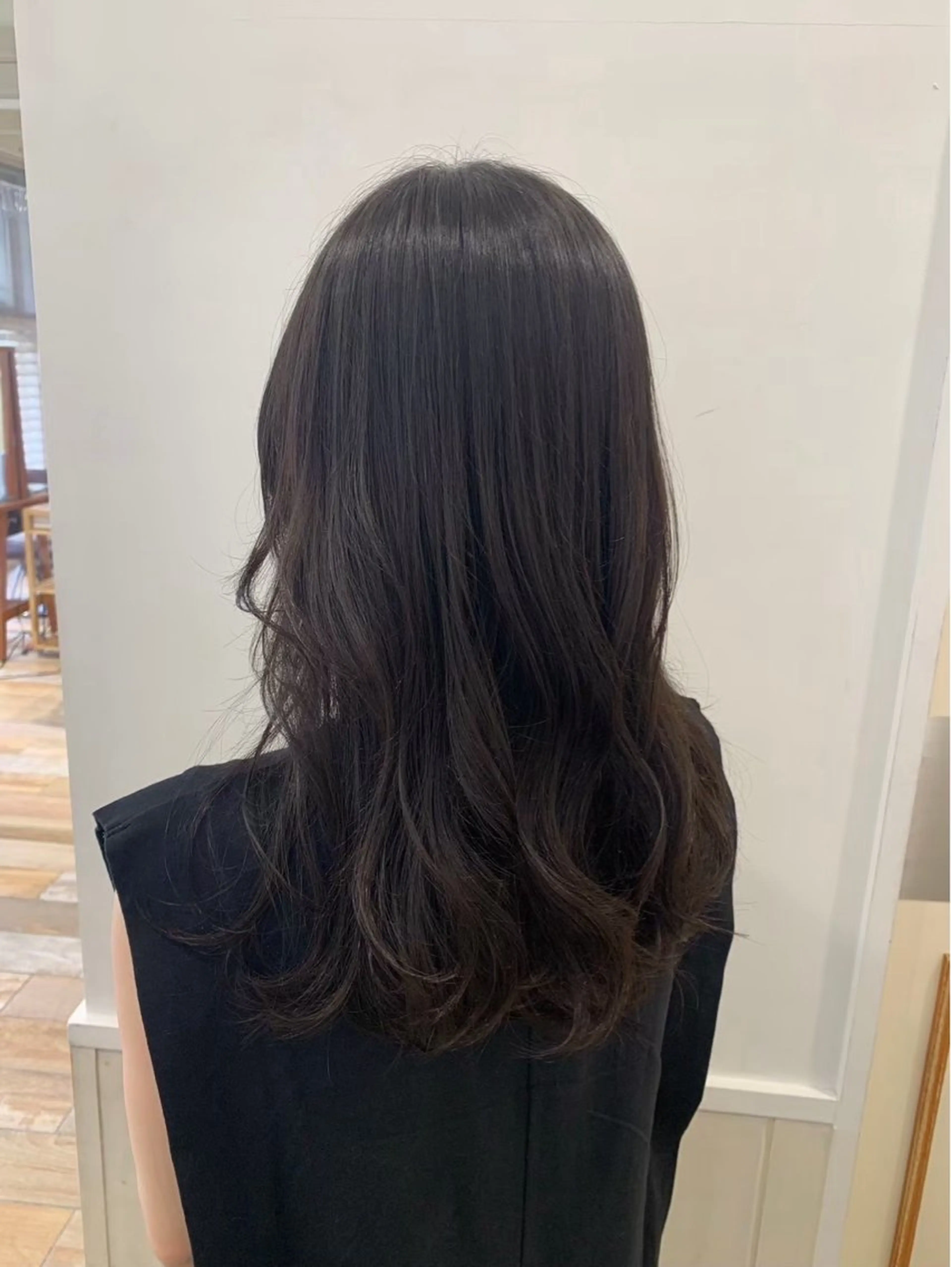 カラー ウルフレイヤー🐺 ヒナ🩶のヘアスタイル