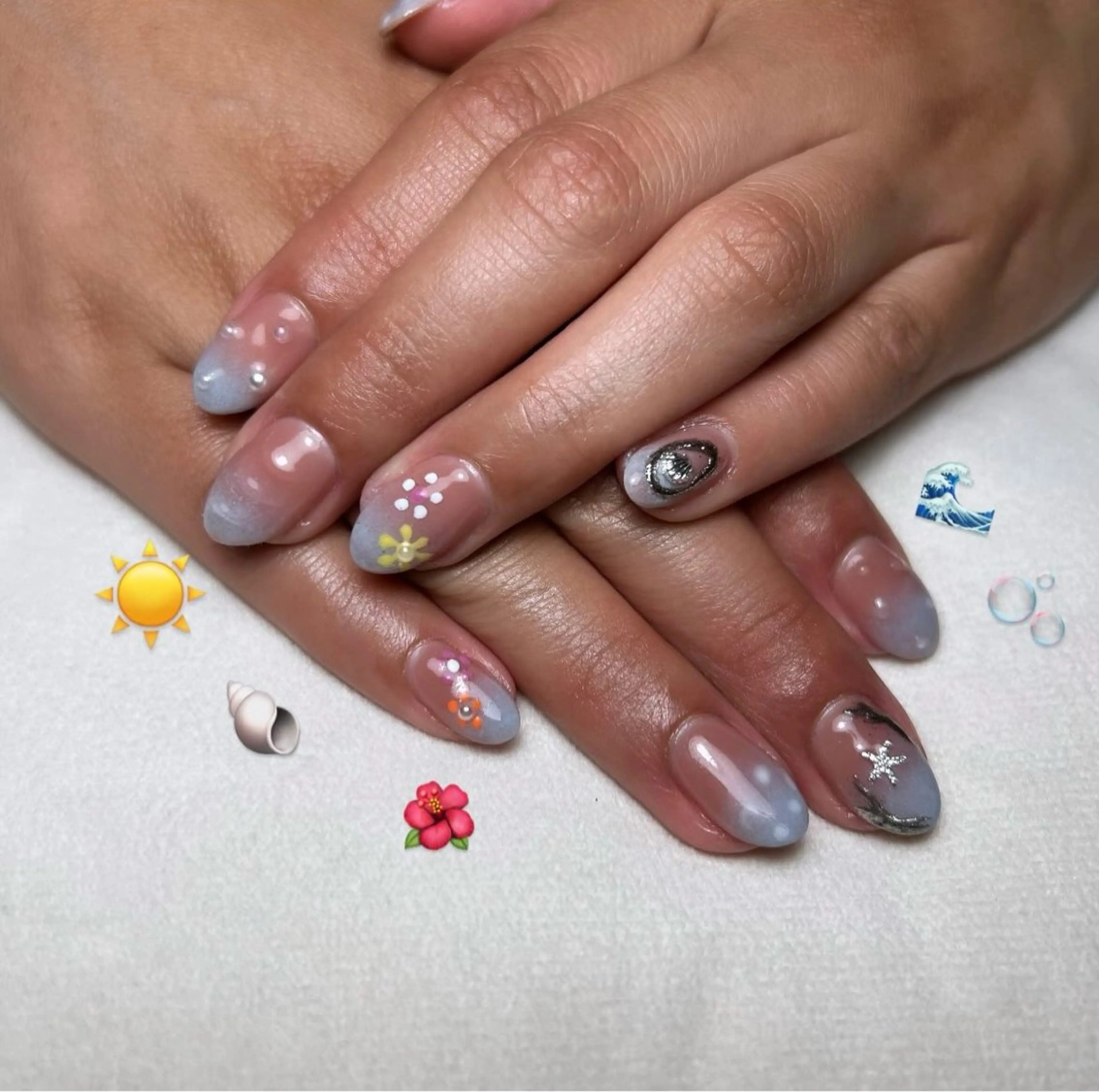 ネイル ハンドネイル SLEEK NAIL Minahoのネイルデザイン