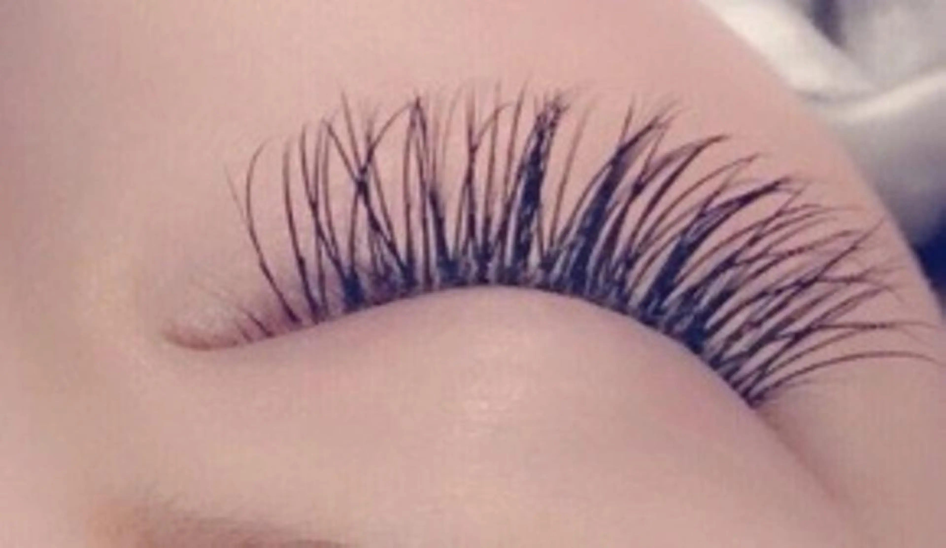 マツエク・マツパ 艶髪育成サロン 京橋 shinのヘアスタイル