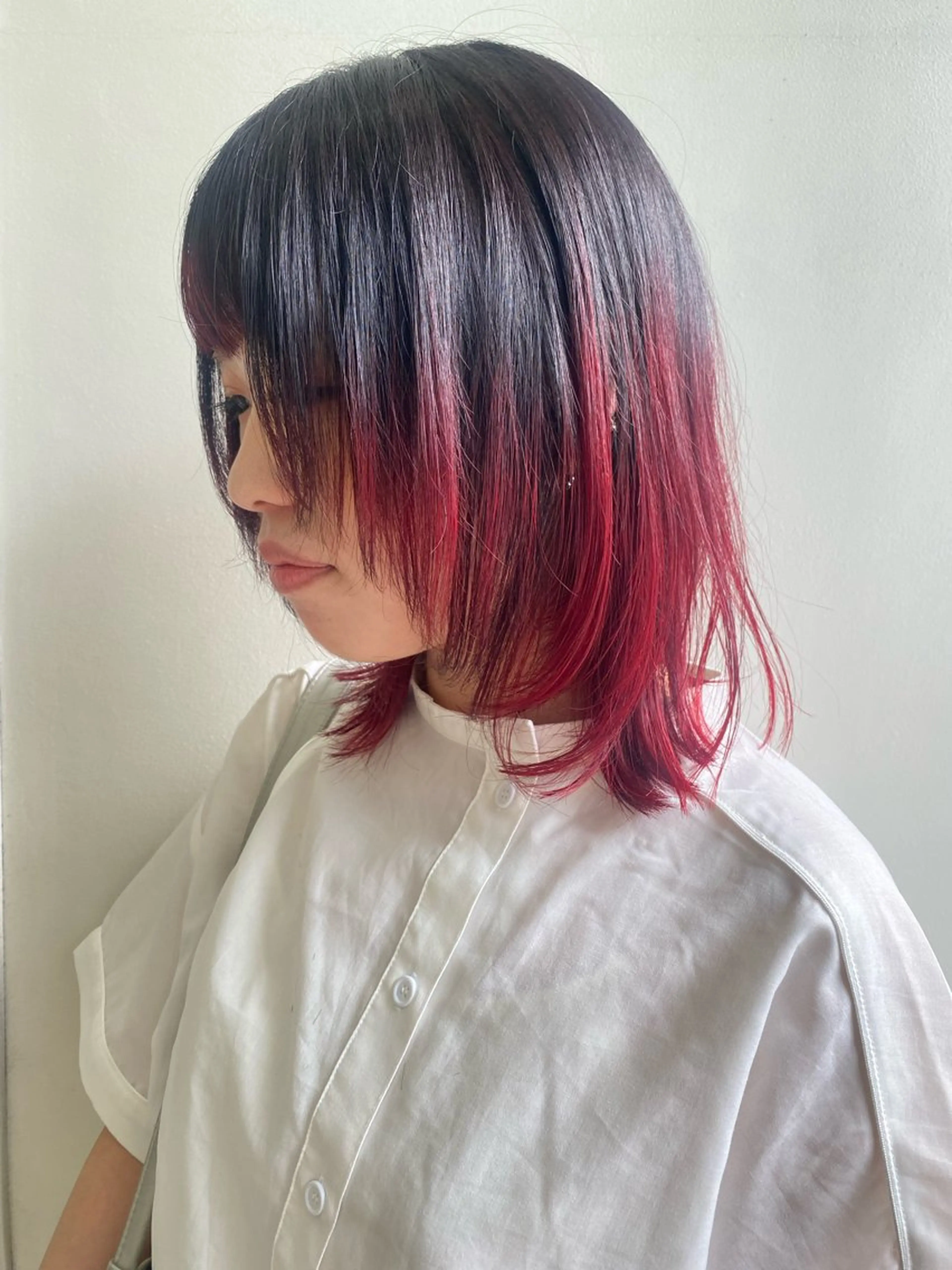 ミディアム ウルフカット ヘアカラー sea's所属・ヒラカホ/矢場町/ ブリーチ/似合わせのヘアスタイル