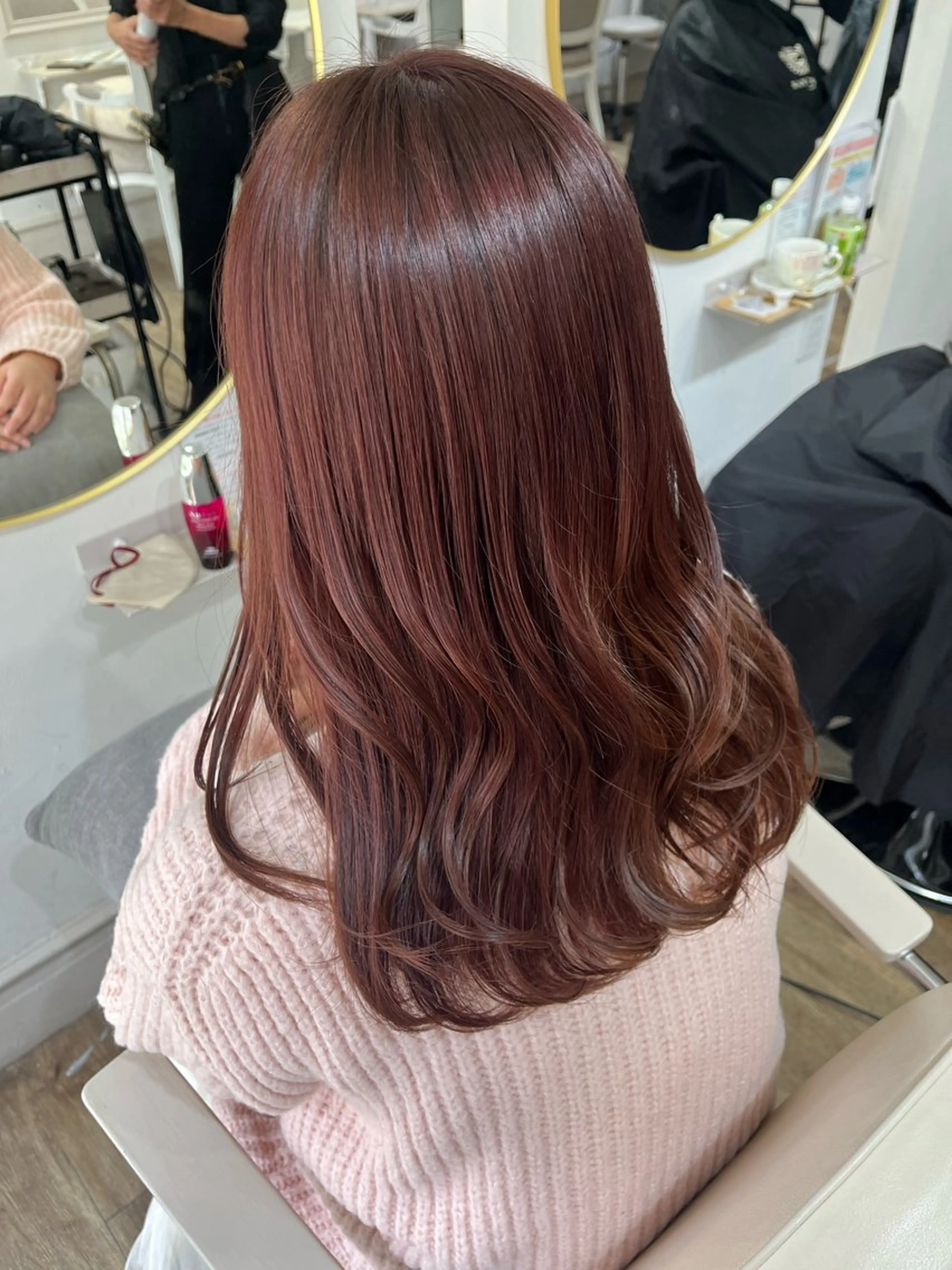 ミディアム カラー ベージュカラー ブリーチ ブラウンカラー ハイトーンカラー イルミナカラー カット ヘアカラー トリートメント Risa🐈‍⬛/ グレージュ/透明感のヘアスタイル