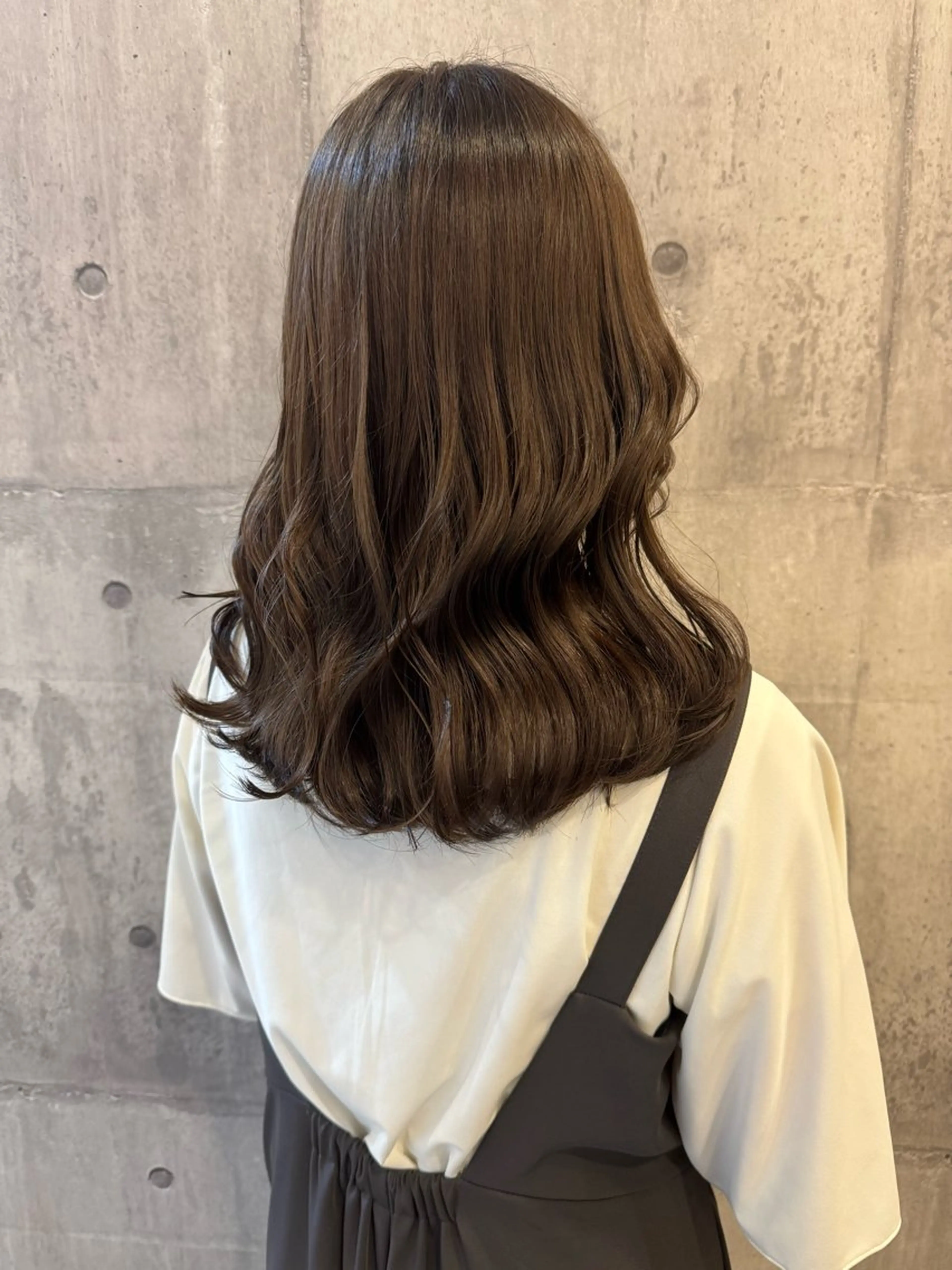 セミロング ヘアカラー トリートメント 🔅透明感カラー切田 はじめ🔆のヘアスタイル