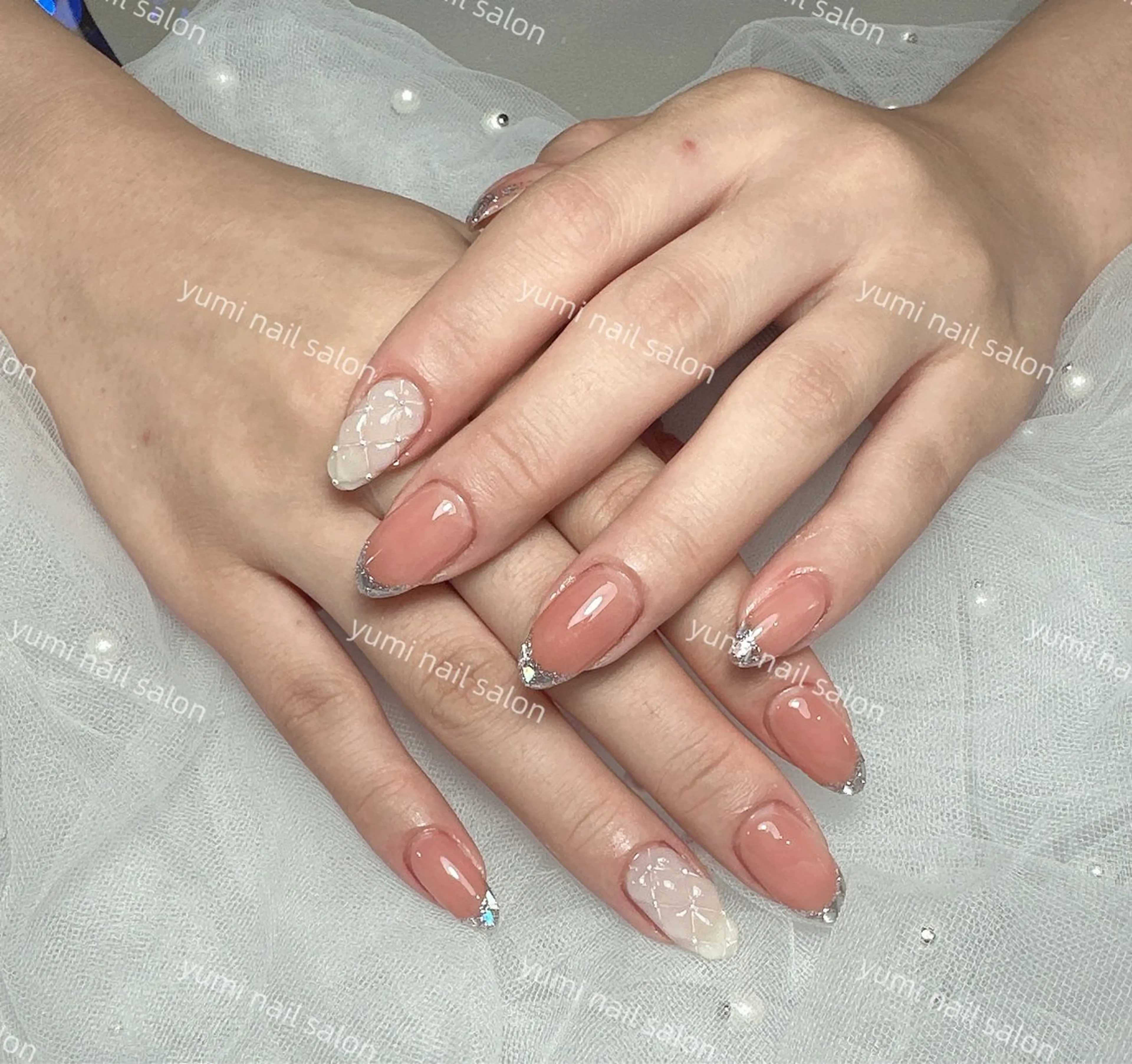 ネイル Yumi ジェル& チップ長さだしのネイルデザイン