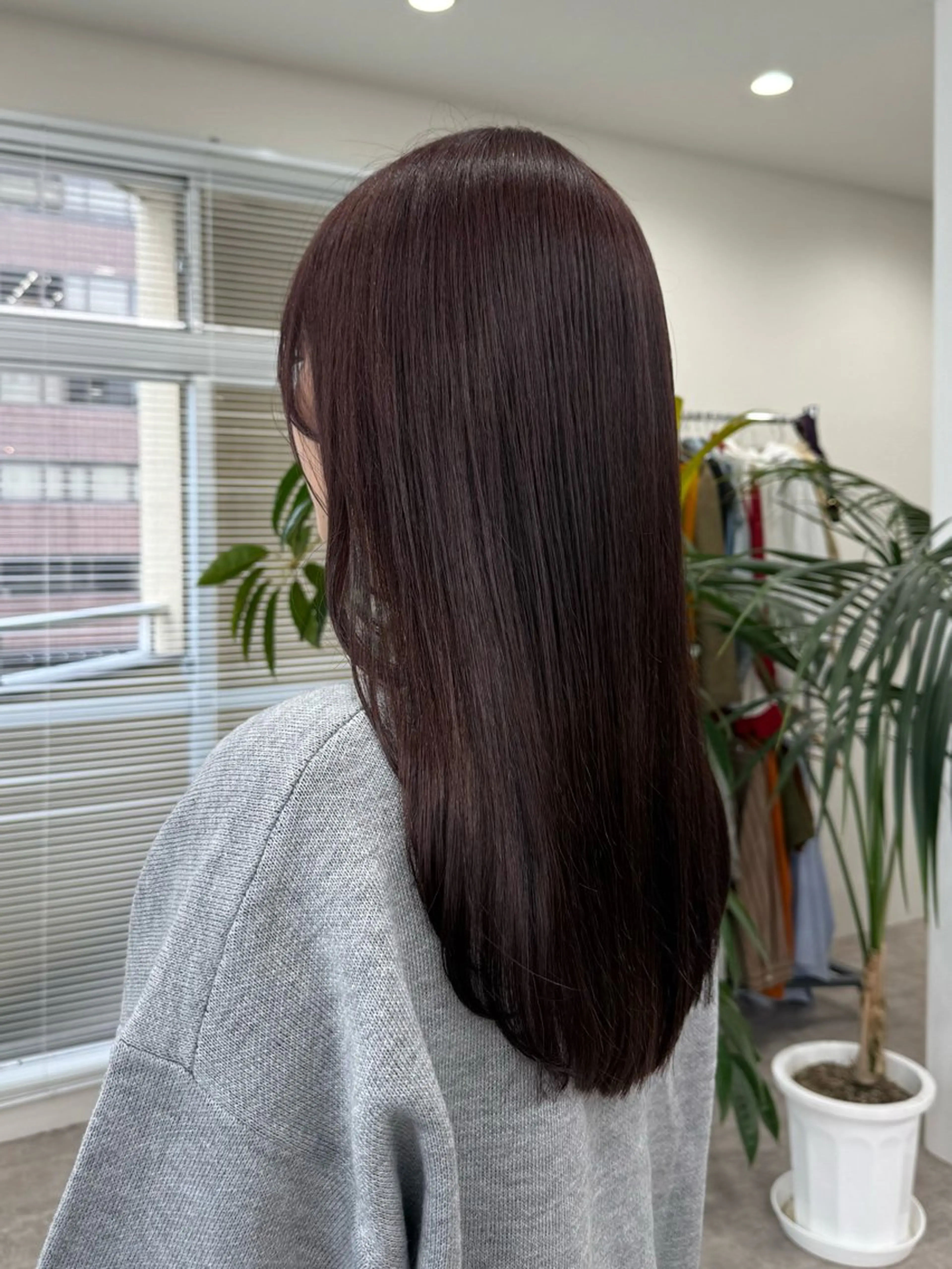 ロング カラー ブリーチ ダブルカラー ラベンダーカラー ブリーチなしカラー ピンクカラー カット ヘアカラー era所属・azumi/ボブ/暖 色/オリーブ/縮毛のヘアスタイル