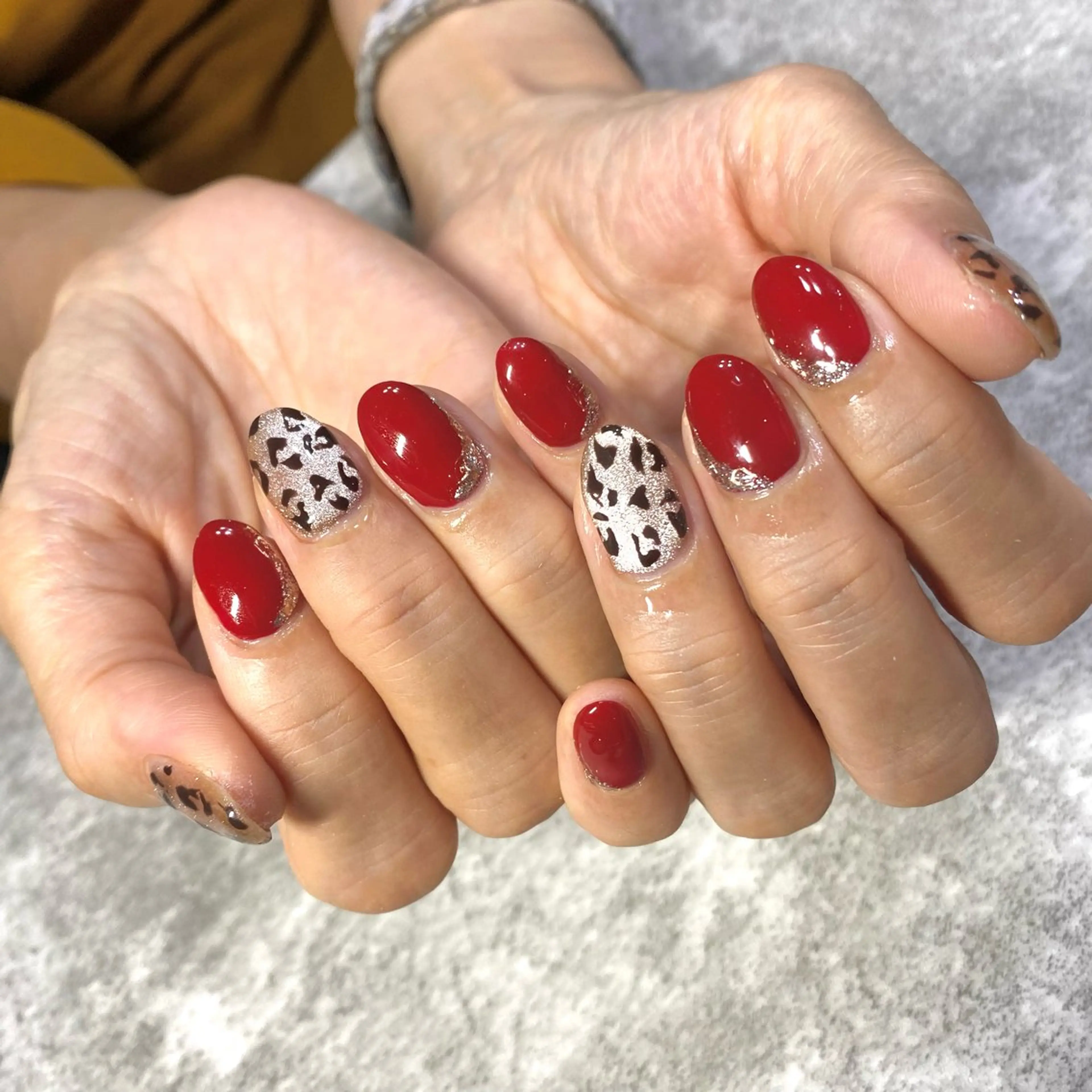 ネイル 赤色 ハンドネイル ★Rinail... .のネイルデザイン