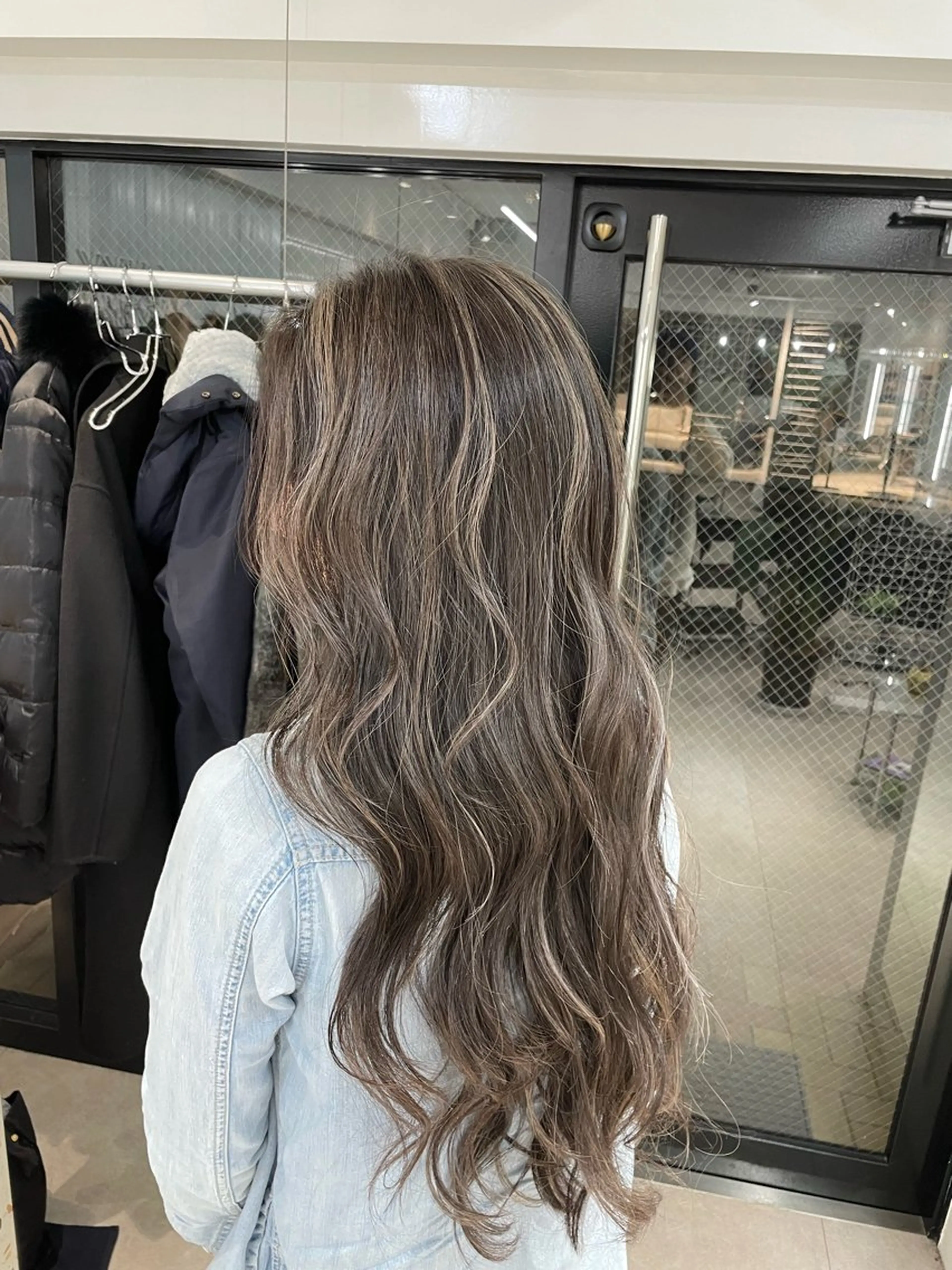 ロング カラー ヘアカラー onyx所属・表参道/ハイライト・ バレイヤージュのヘアスタイル