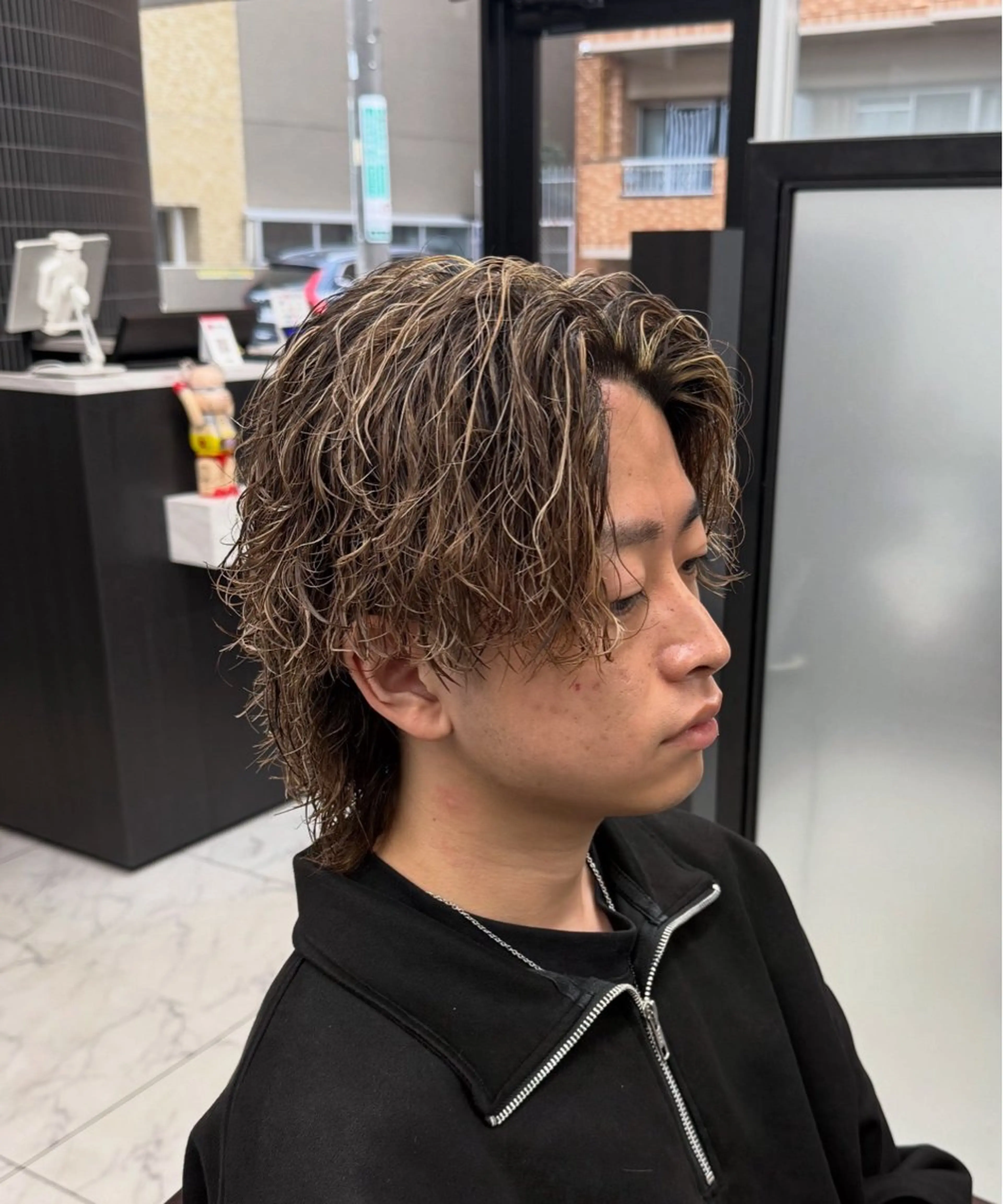 ショート カラー パーマ メンズ メンズメッシュ ブラウンカラー メッシュ カット ヘアカラー パーマ SOLEIL 白井 ／メンズ専門のヘアスタイル