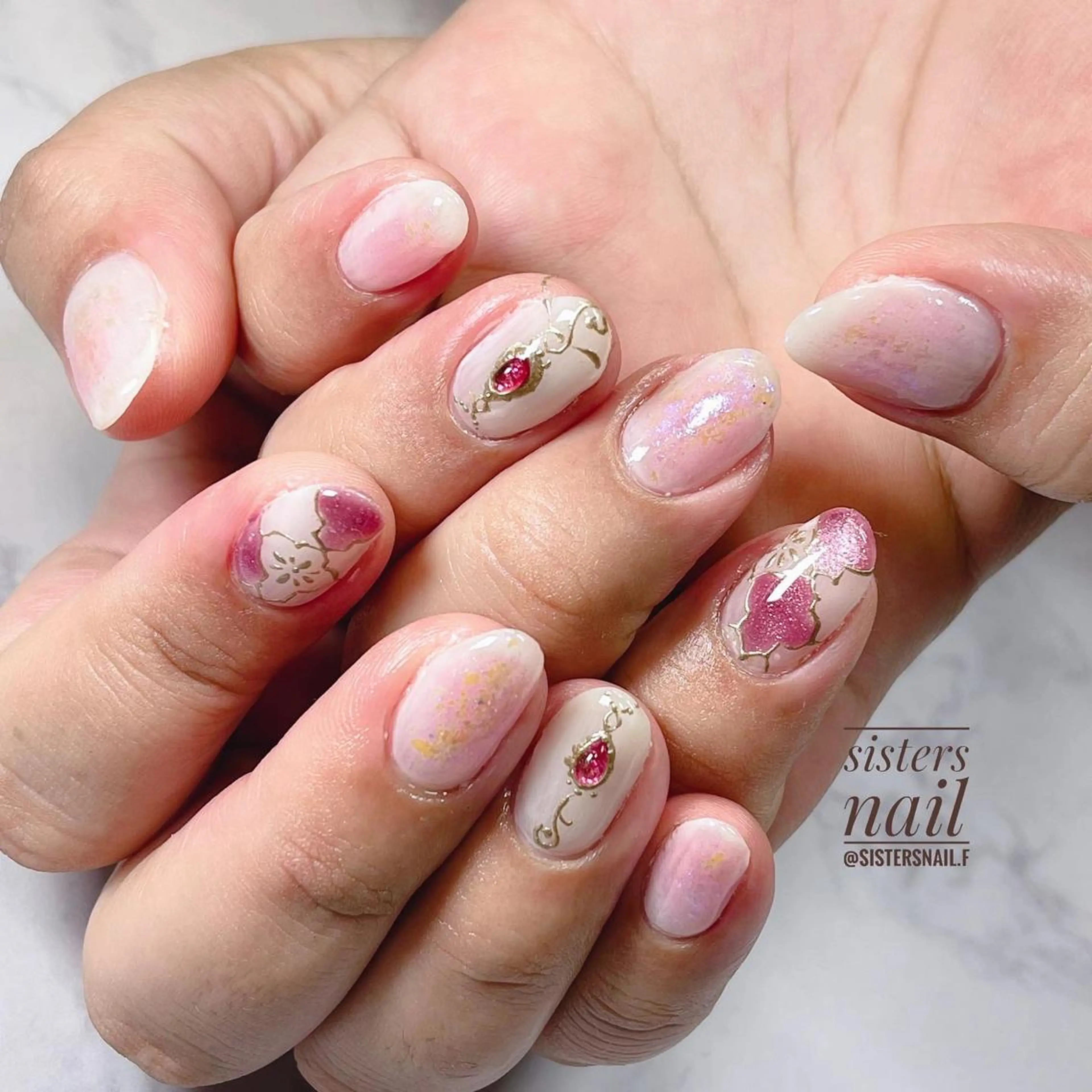 ネイル アートネイル チークネイル キラキラネイル マグネットネイル パープル sisters nail.fのネイルデザイン