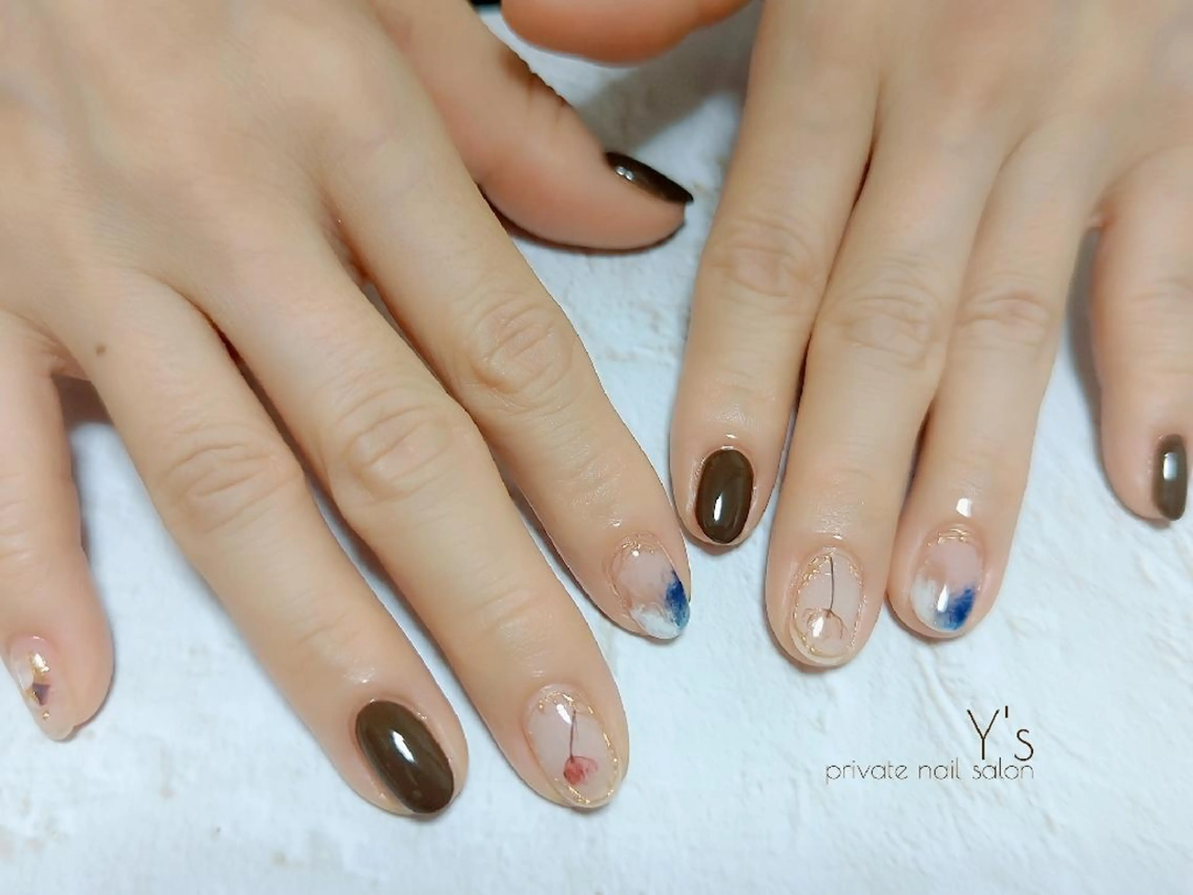 ネイル ハンドネイル YUMI NAGAI  のネイルデザイン