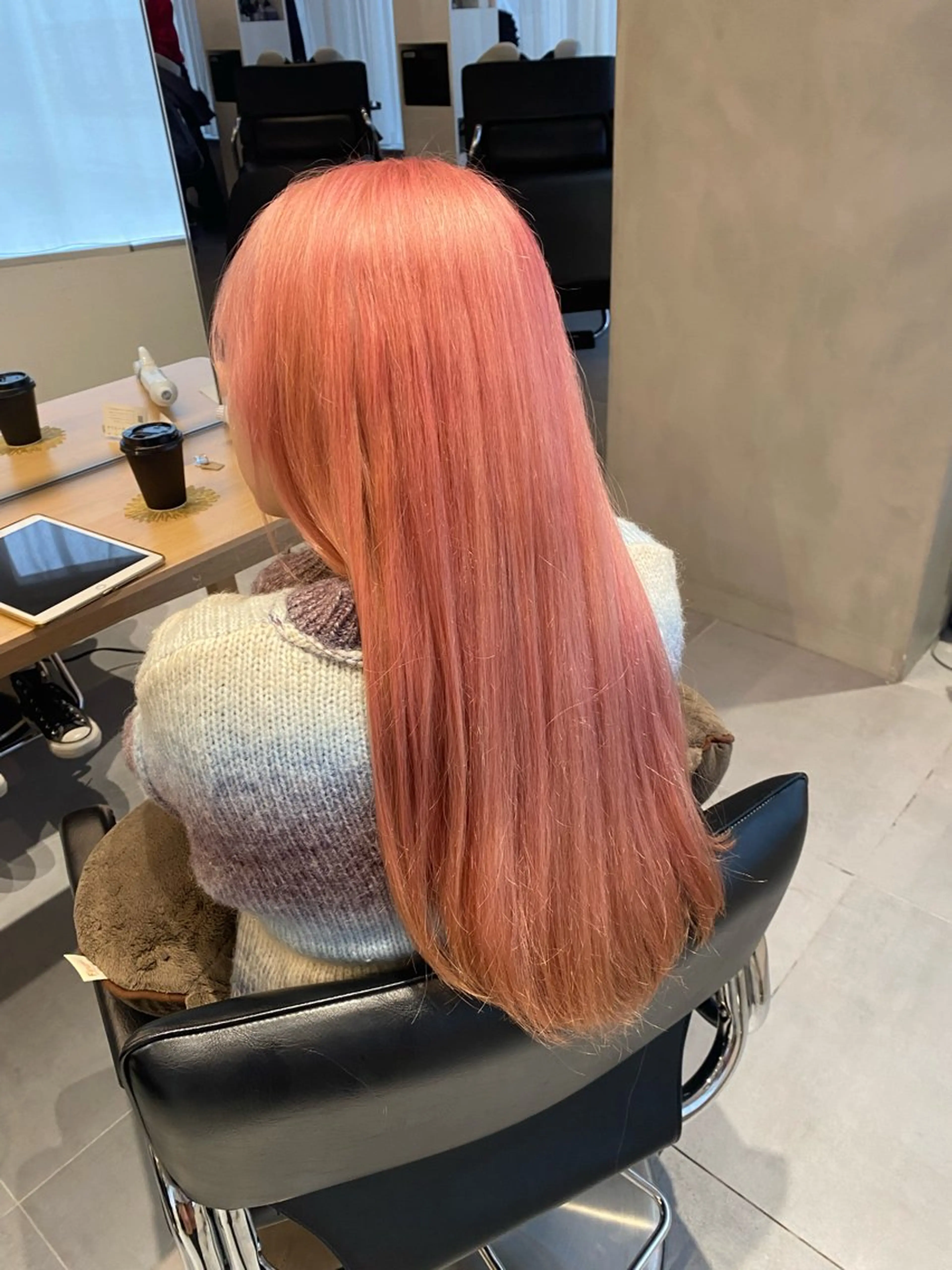 ロング カラー ヘアカラー トリートメント ヘッドスパ ヘアセット 小顔ショート✨️ RIEのヘアスタイル