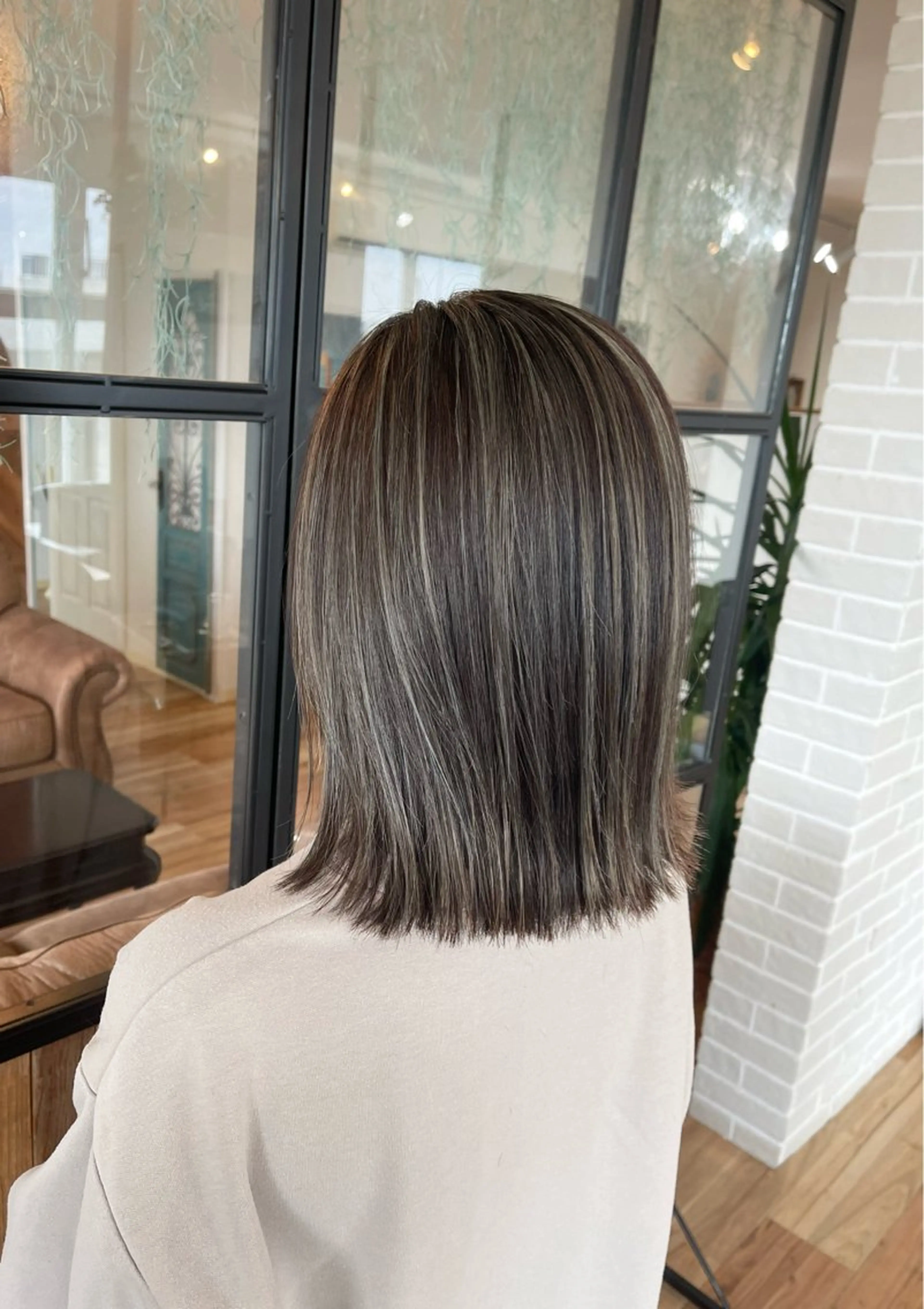 カラー LA BELLA所属・LA BELLA マリナのヘアスタイル