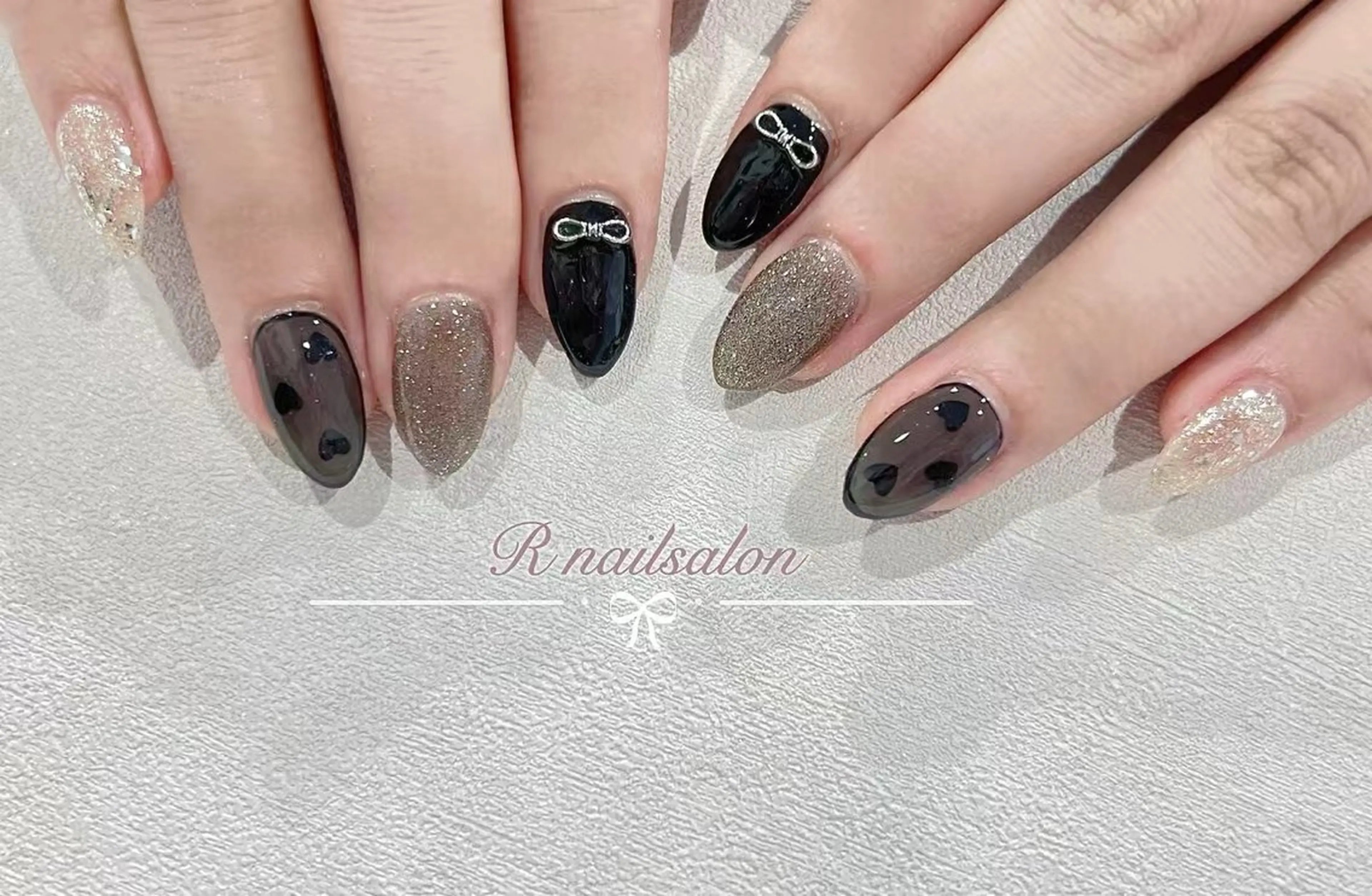 セミロング ハンドネイル R NAILSALONのネイルデザイン