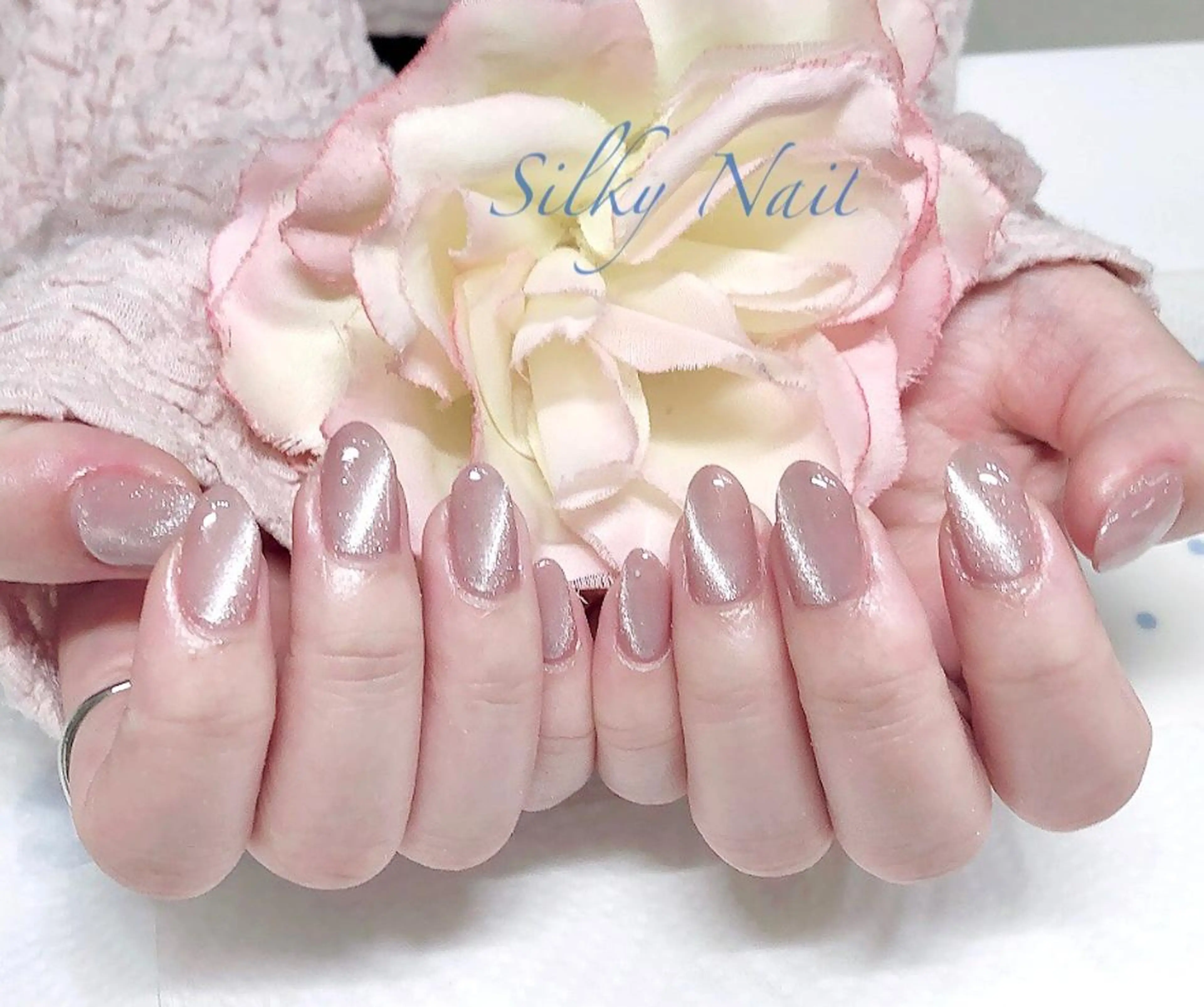 ネイル Silky_nail Sの眉毛・アイブロウイメージ