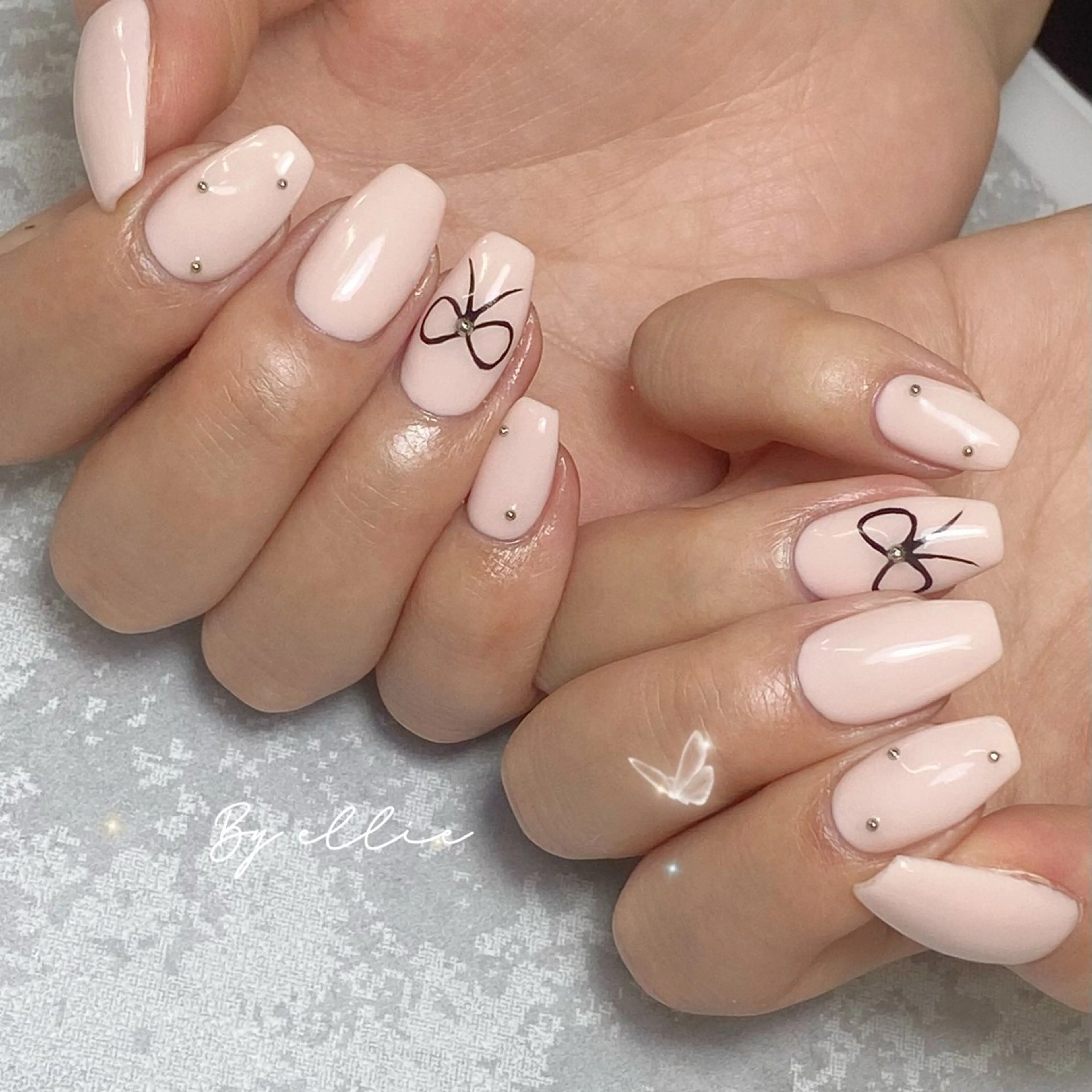 ネイル ハンドネイル ハンドケア ♡Ellie ♡のネイルデザイン