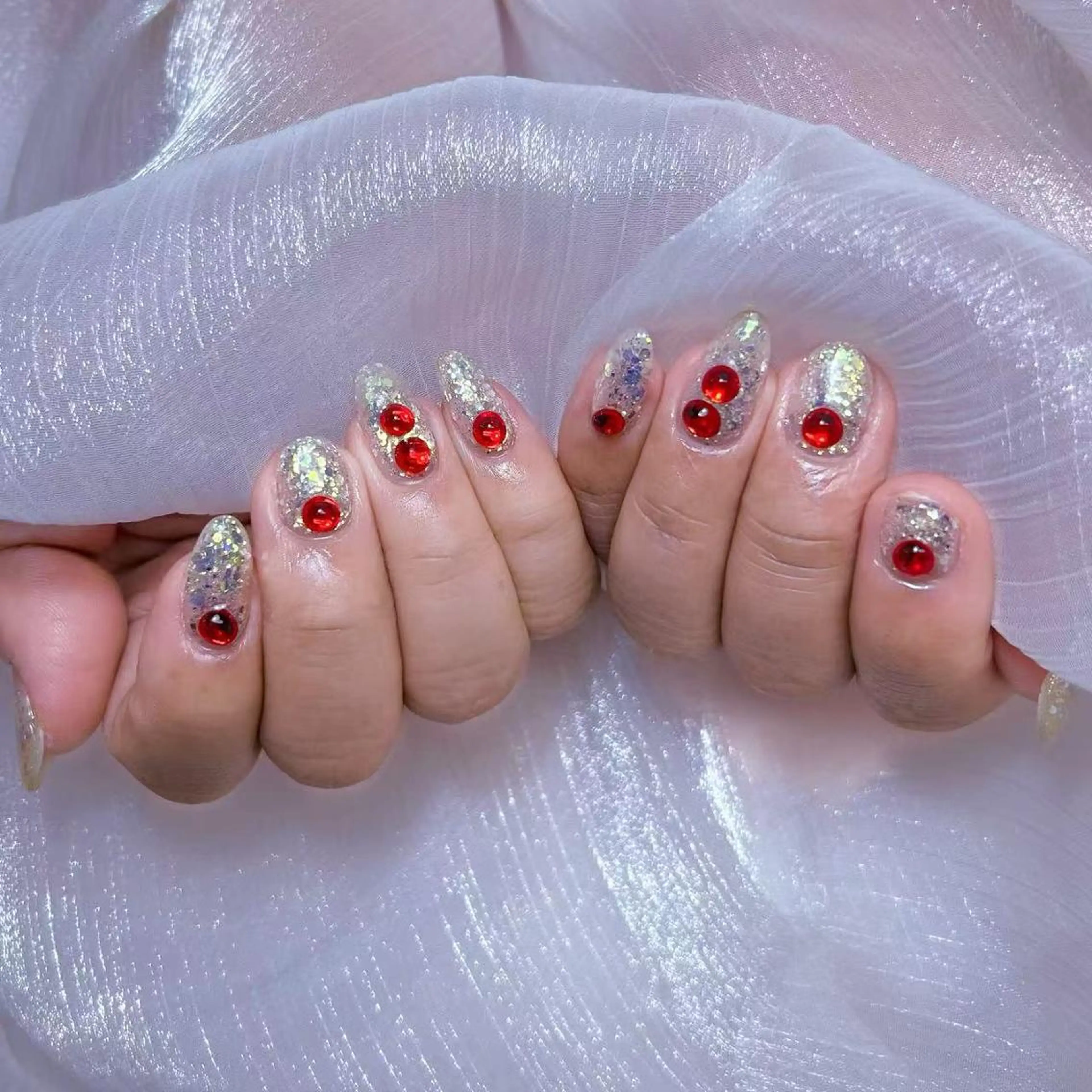 ネイル アートネイル オーロラネイル ガーリー キラキラネイル 韓国ネイル ハンドネイル Nail Monsterのネイルデザイン