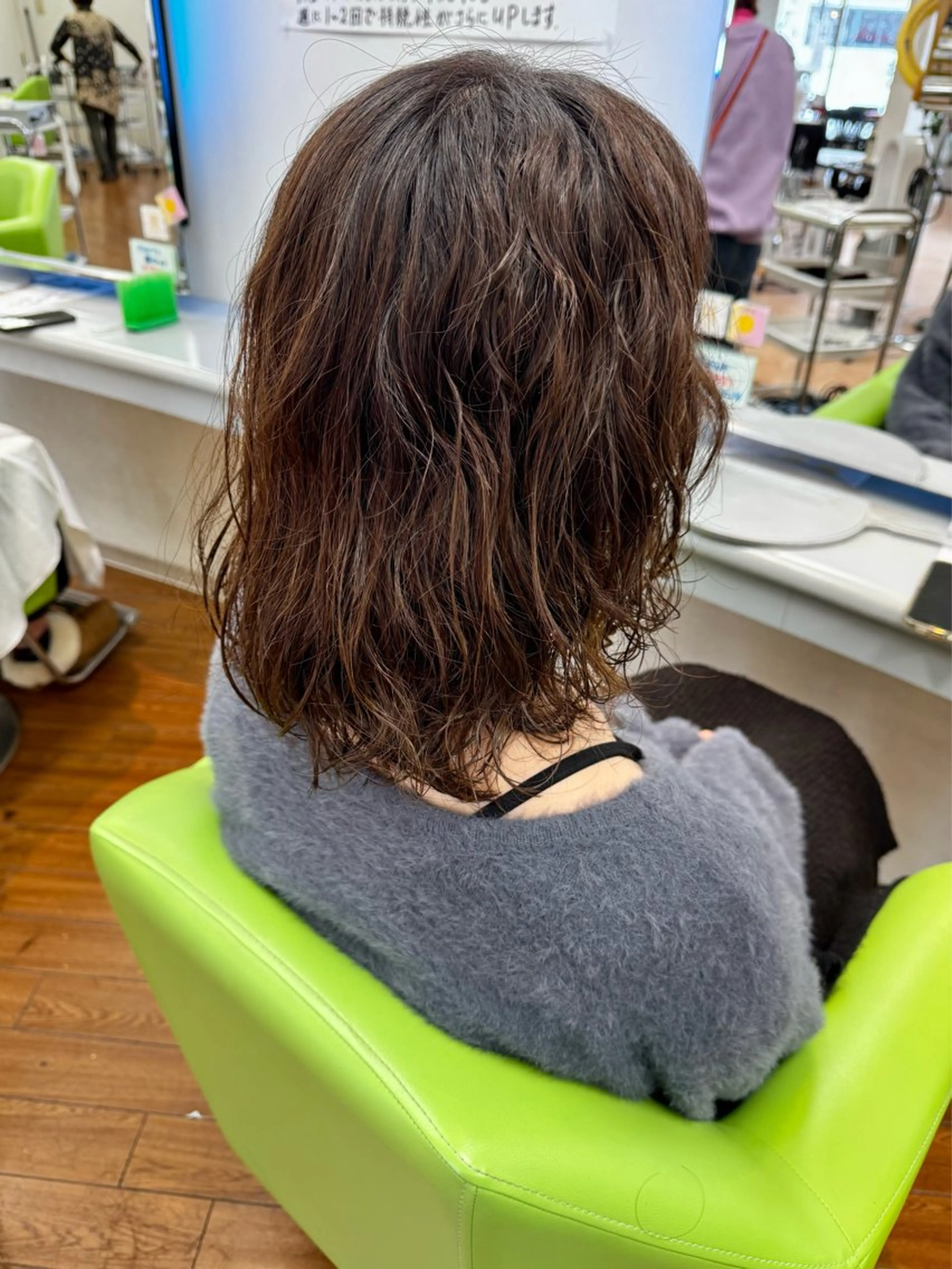 ミディアム パーマ ミディアムパーマ レイヤーカット パーマ μ.Akane所属・μ Akaneのヘアスタイル