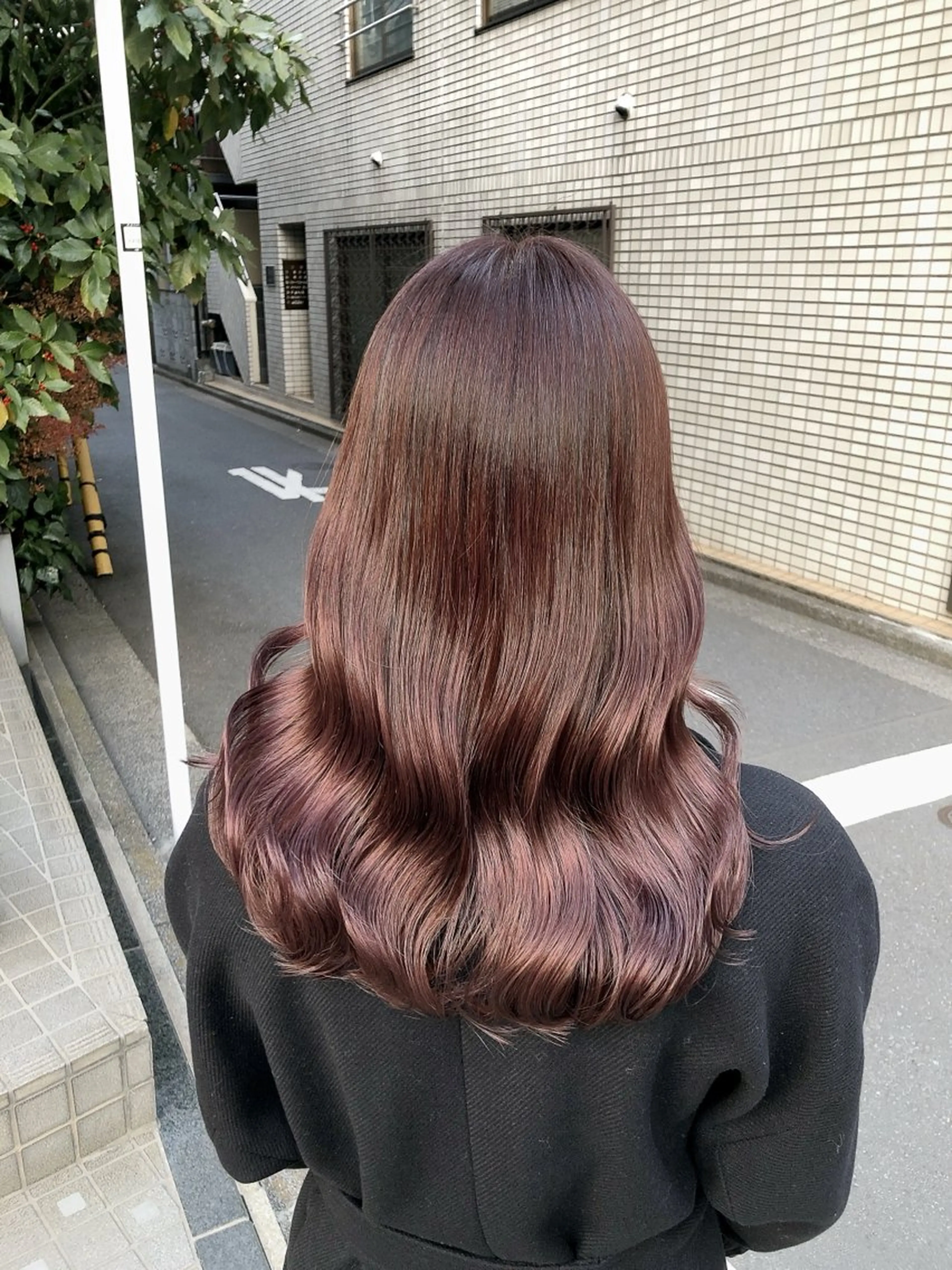 ロング カラー ヘアカラー 半野 萌笑のヘアスタイル