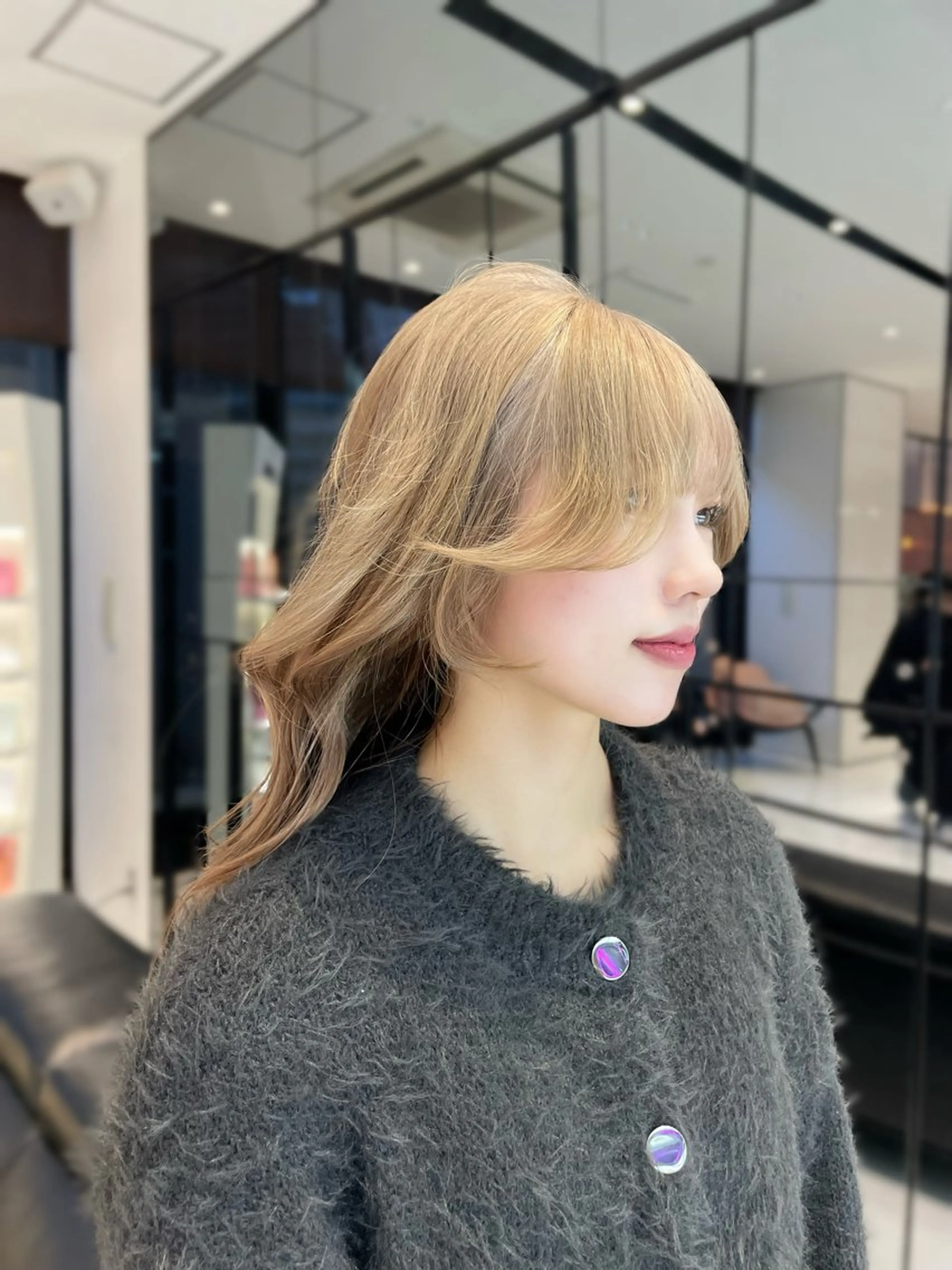 ロング カラー ブロンド 顔周りカット カット ヘアカラー トリートメント keen 吉祥寺所属・【韓国❤️海外ヘア】 AYAKAのヘアスタイル