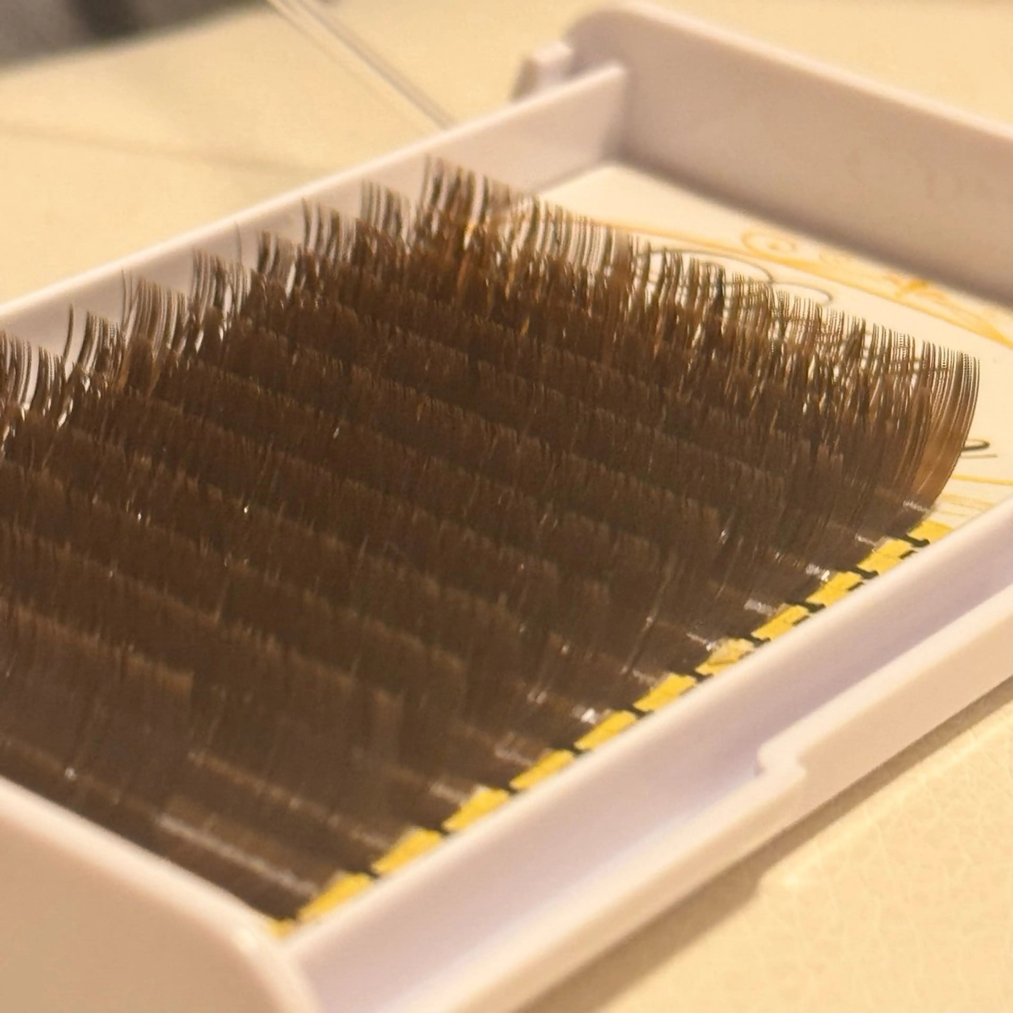 ブラウンまつ毛つけ放題♡の写真