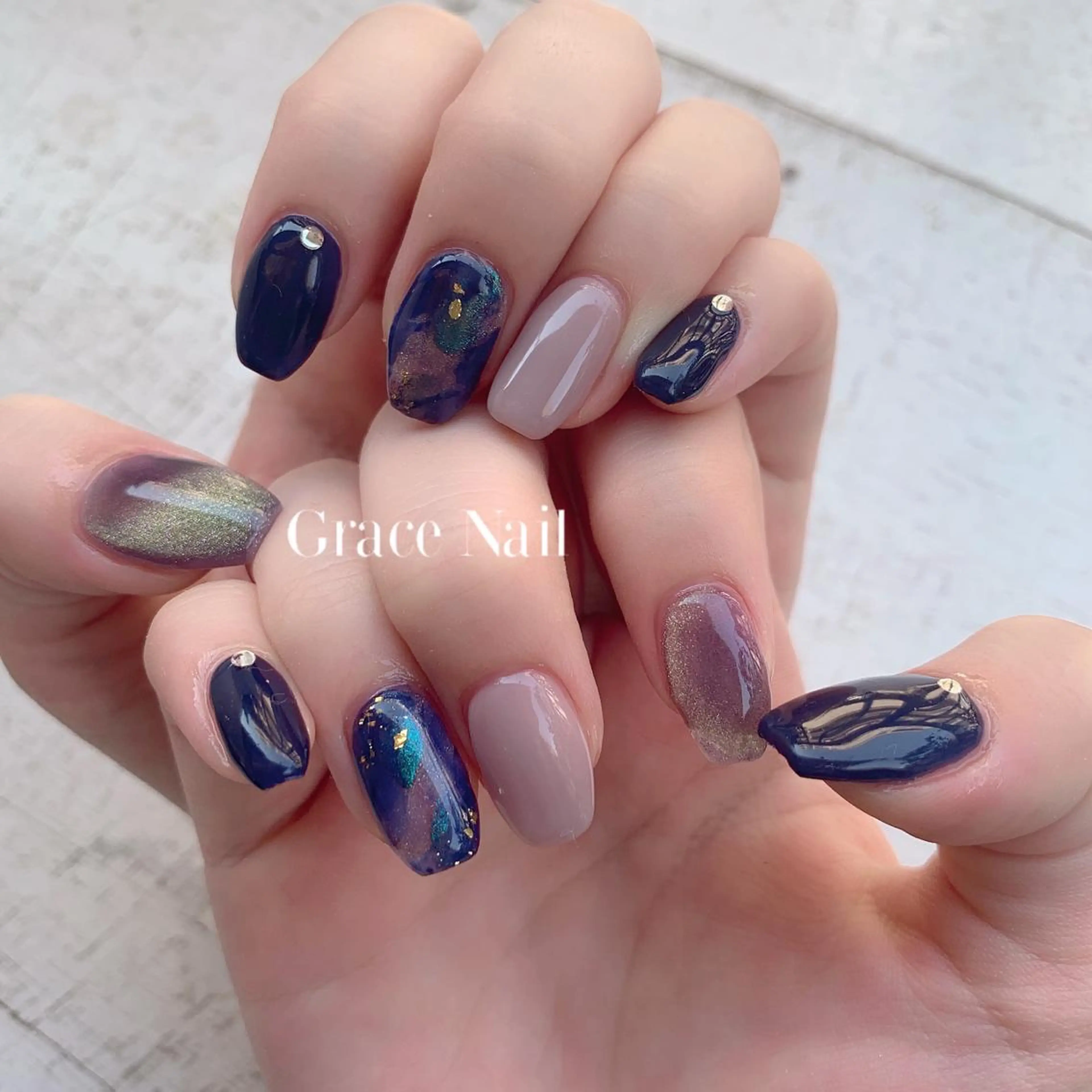 ネイル 💅ネイルハウス🏡 🎀TOMO🎀のネイルデザイン