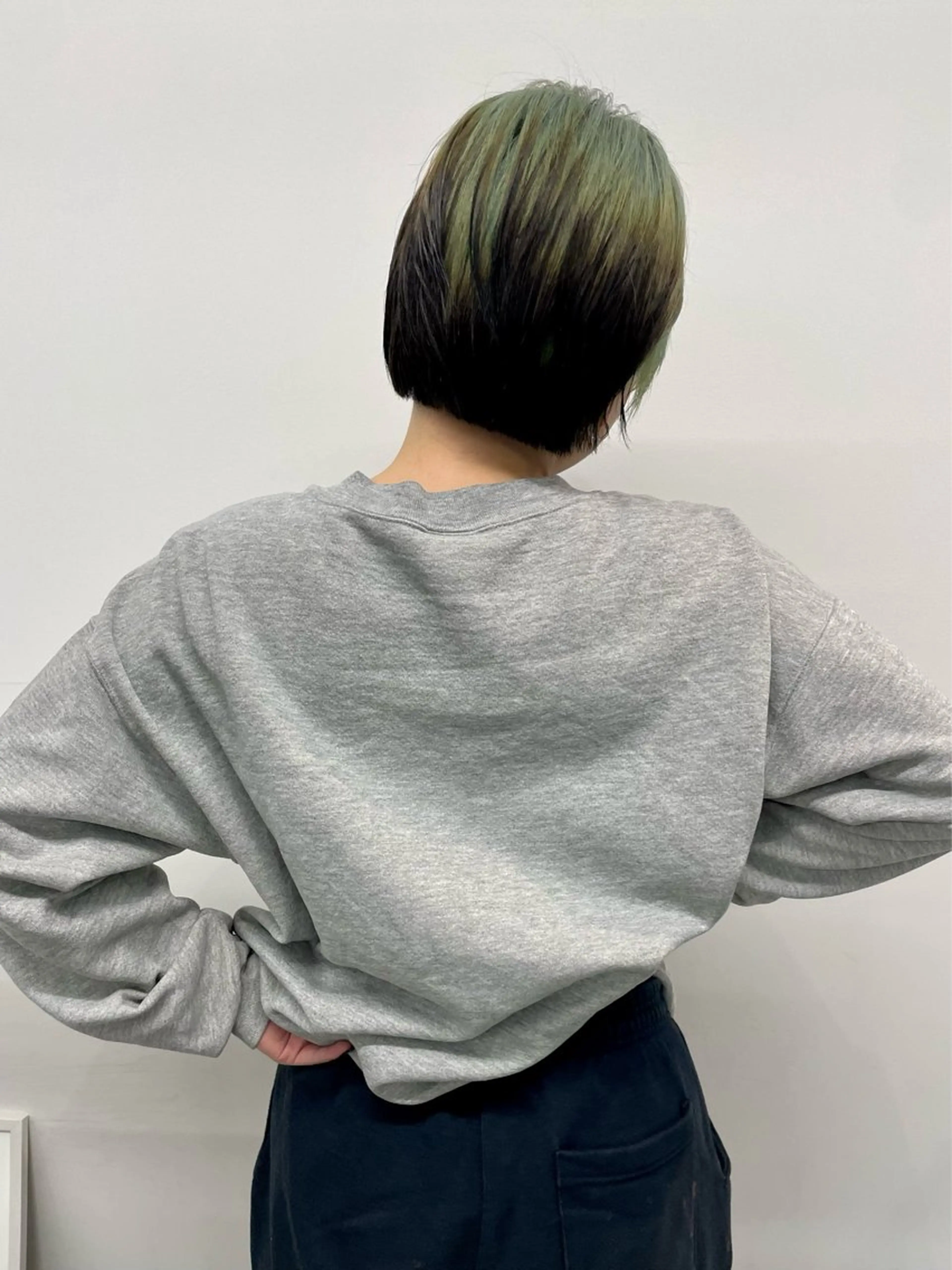 ショート カラー ヘアカラー トリートメント オカモト ミユウ/ブリーチのヘアスタイル