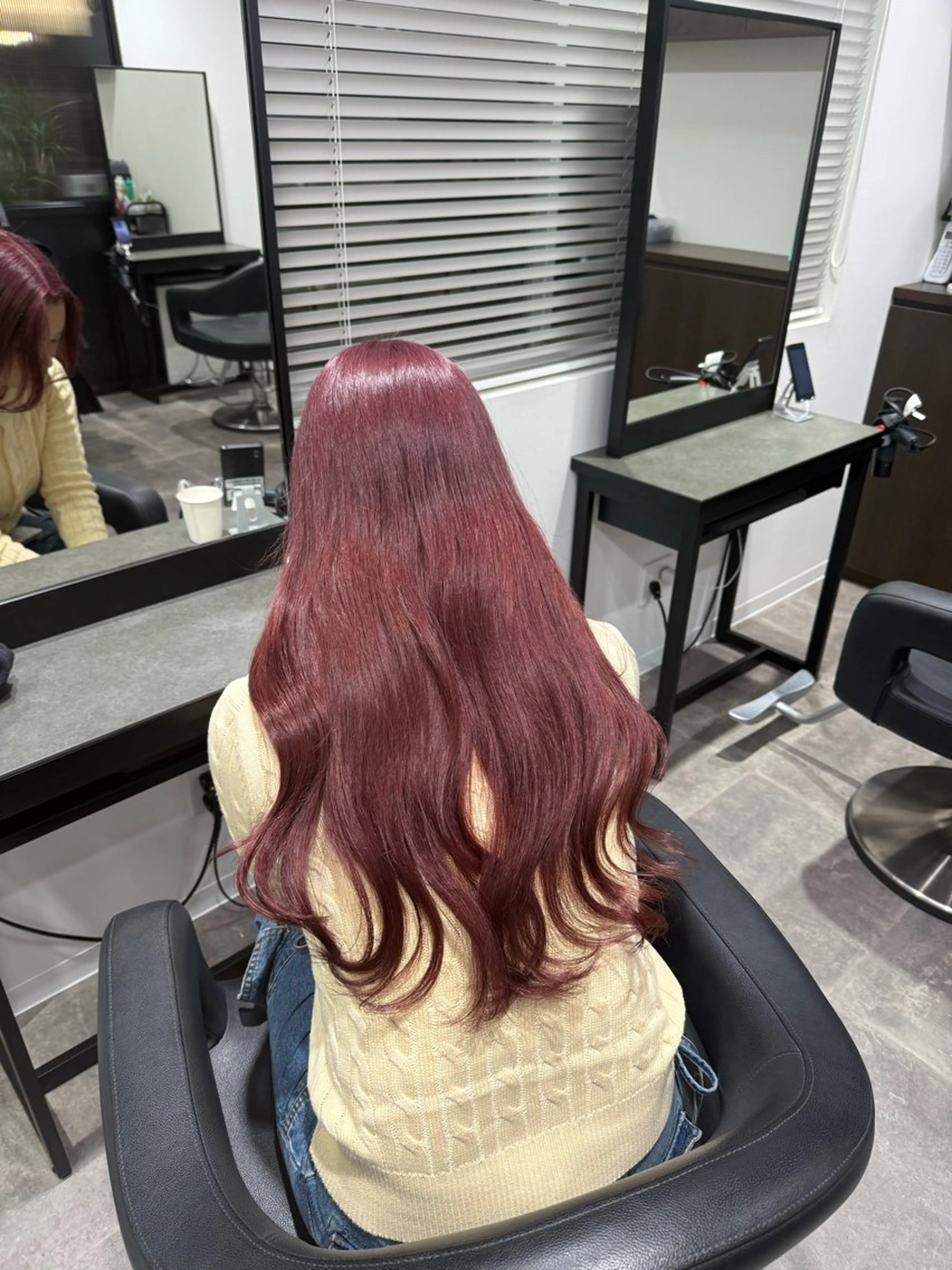 ロング カラー ヘアアレンジ ヘアカラー トリートメント ヘッドスパ 💗暖色特化ピンク/ 赤髪💗HARUNAのヘアスタイル