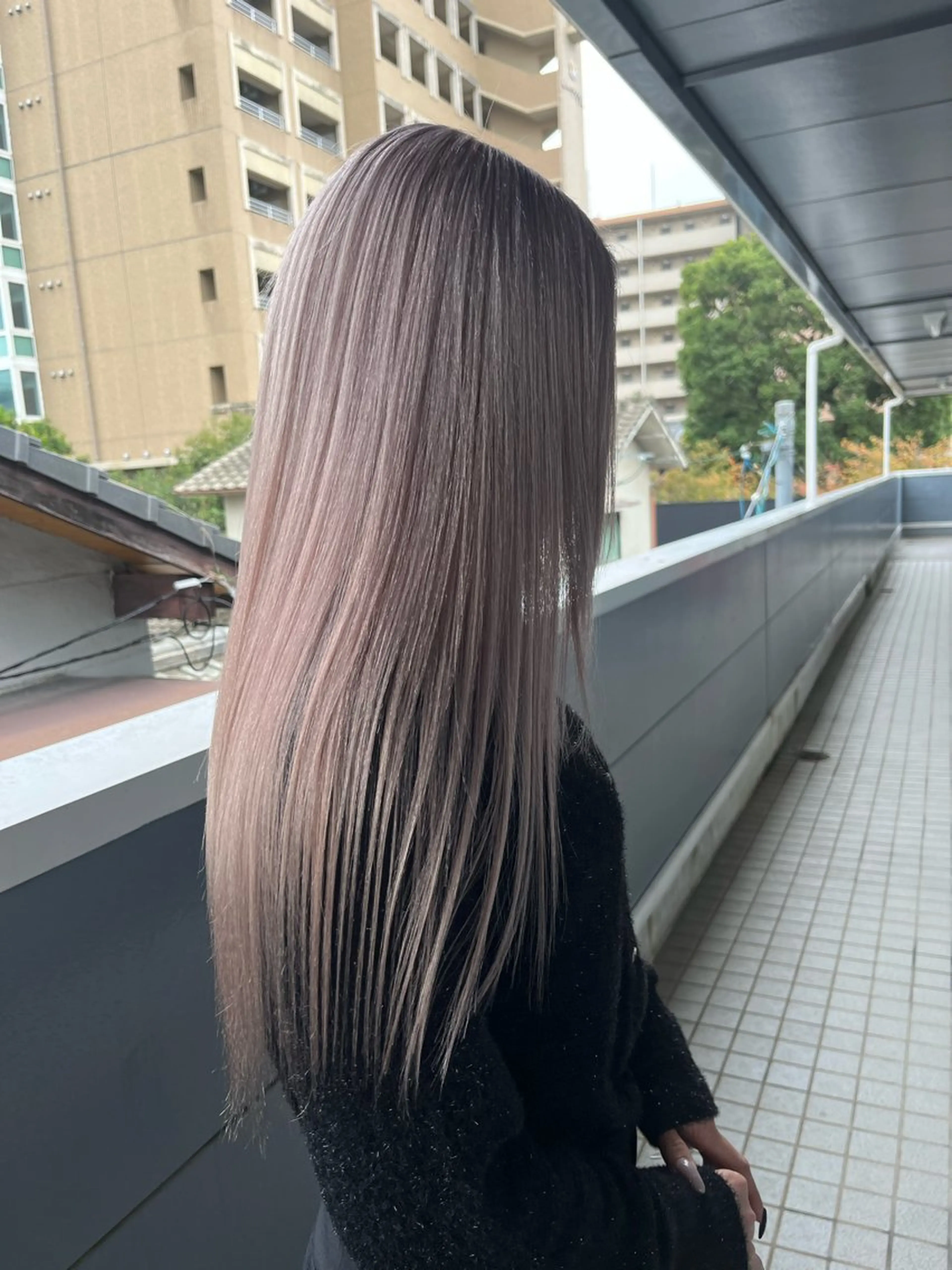 カラー ブリーチ ヘアカラー 渡辺 健太のヘアスタイル