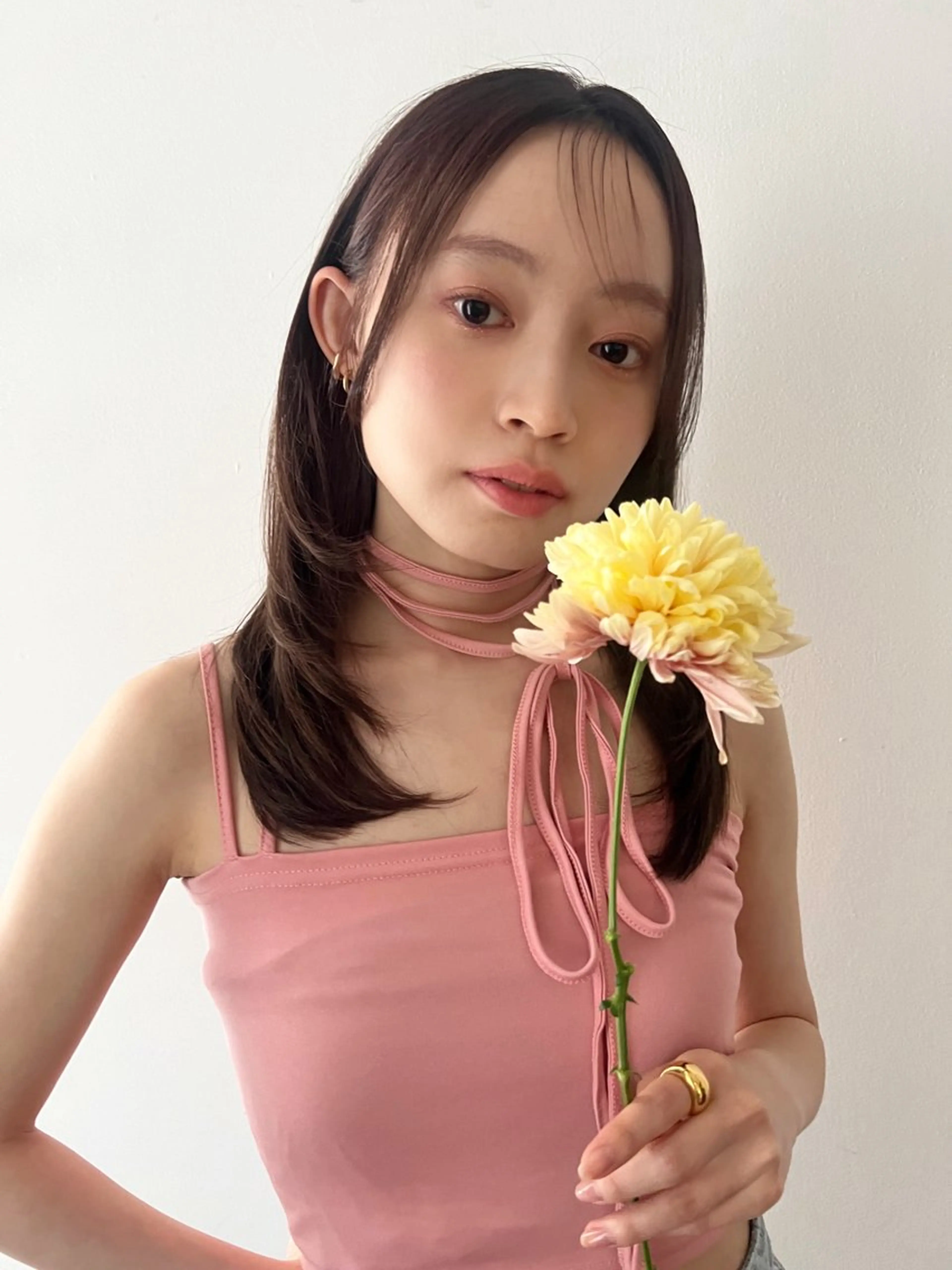 セミロング たけもと みさきのヘアスタイル