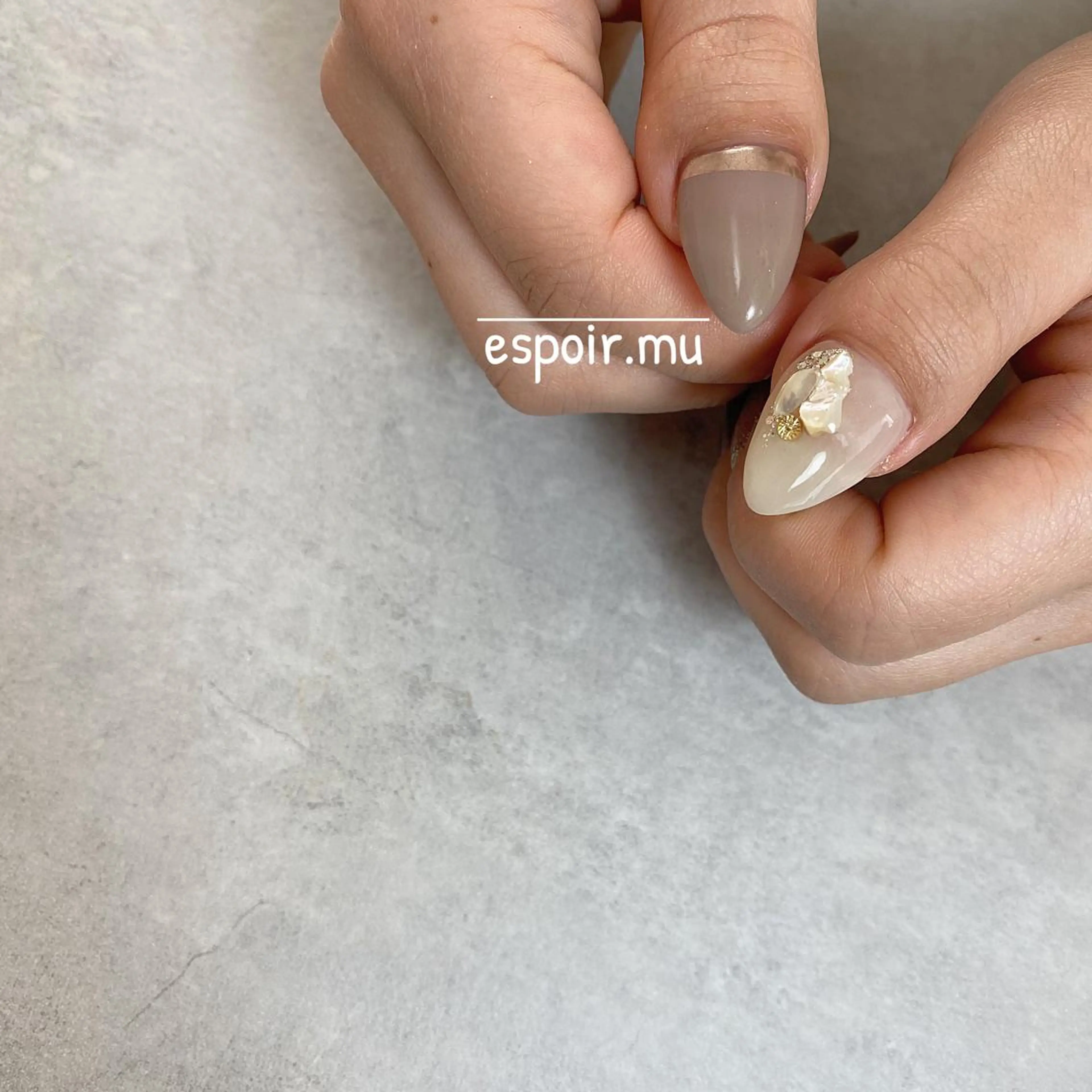 ロング ネイル espoir. muのネイルデザイン