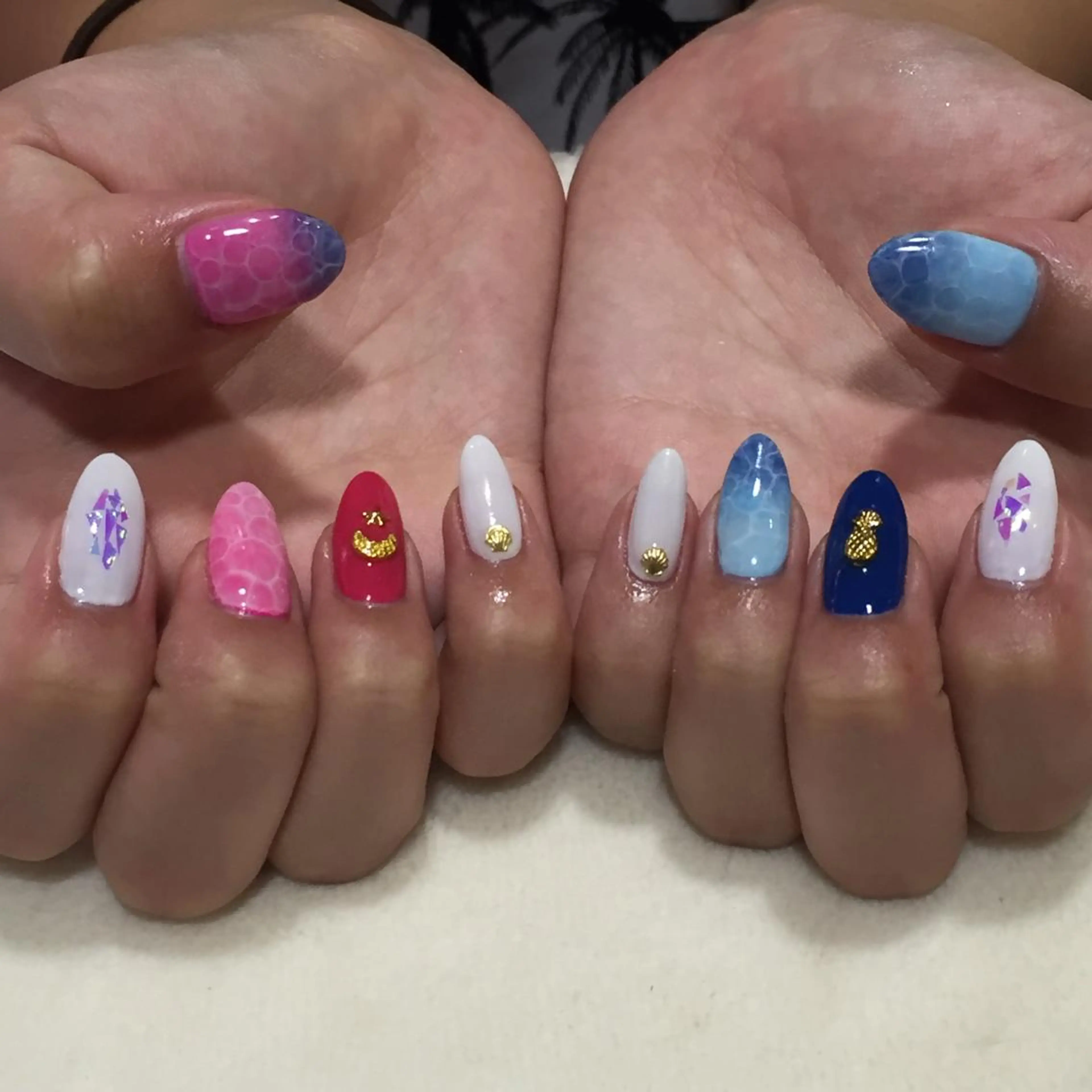 ネイル Sympa 𝓜iwako🐰ᩚのネイルデザイン