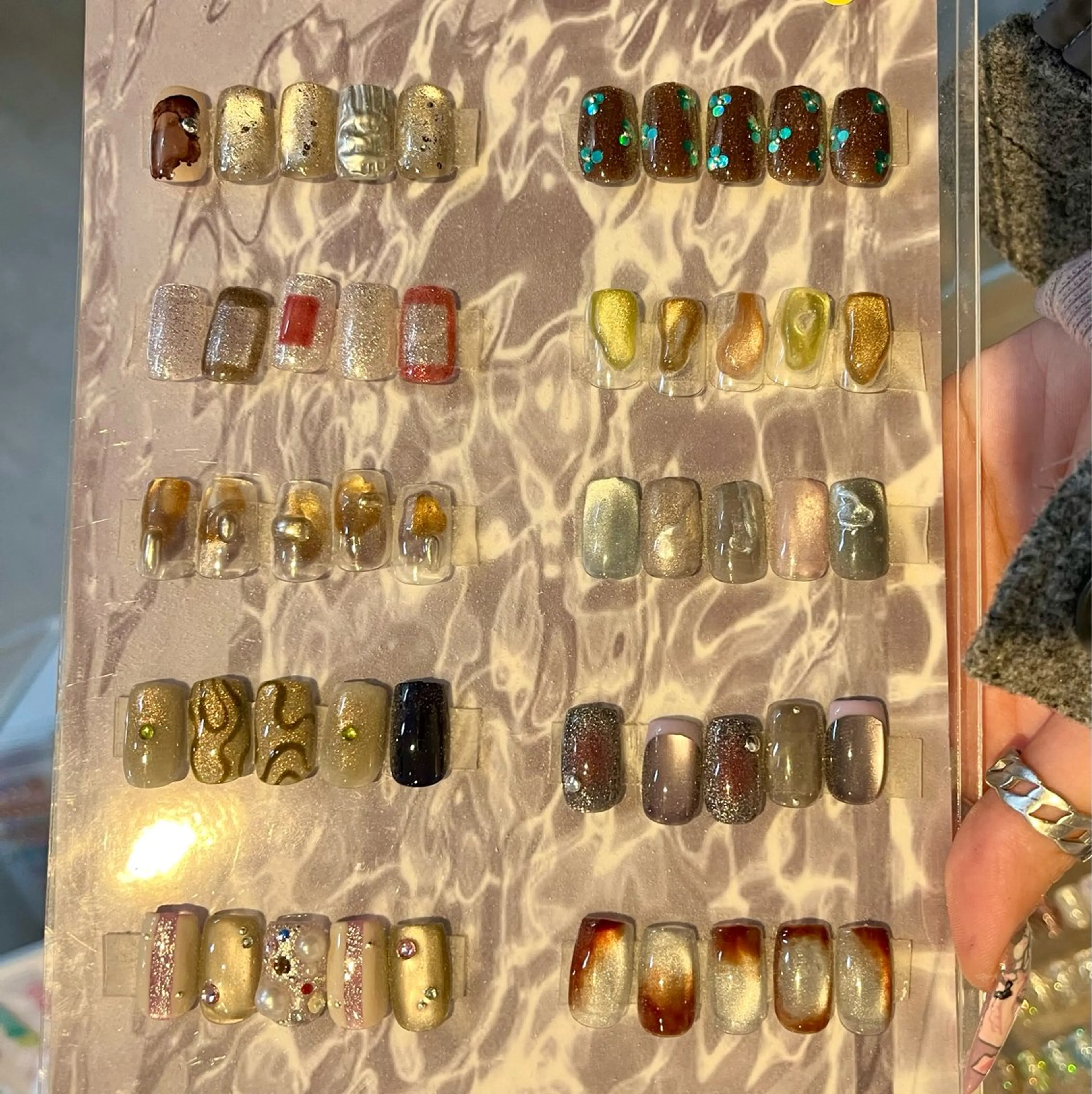 ネイル ミラーネイル モデル募集中🐱 mihoのネイルデザイン