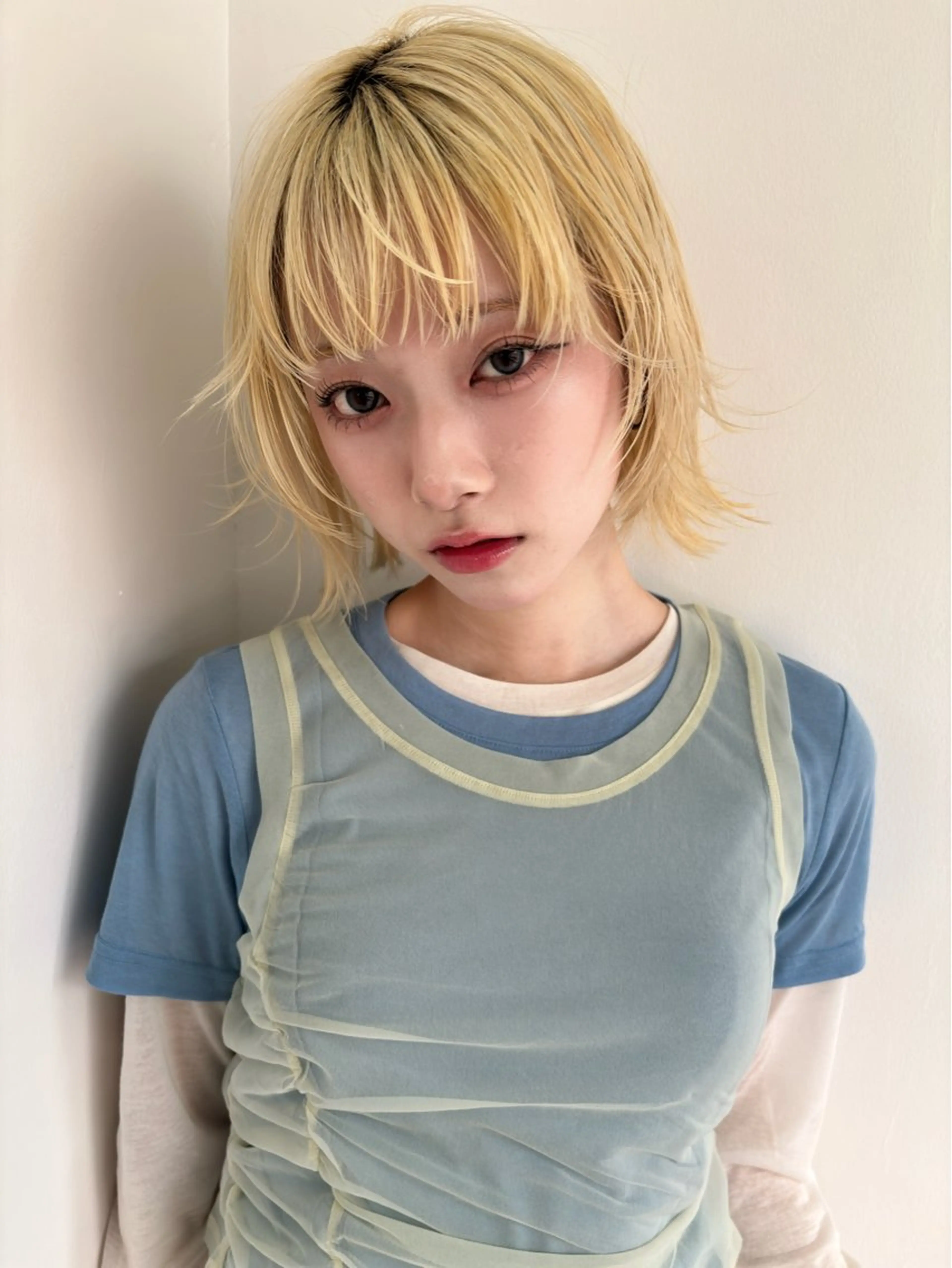 ショート カラー anri🤍🎀 艶カラーのヘアスタイル