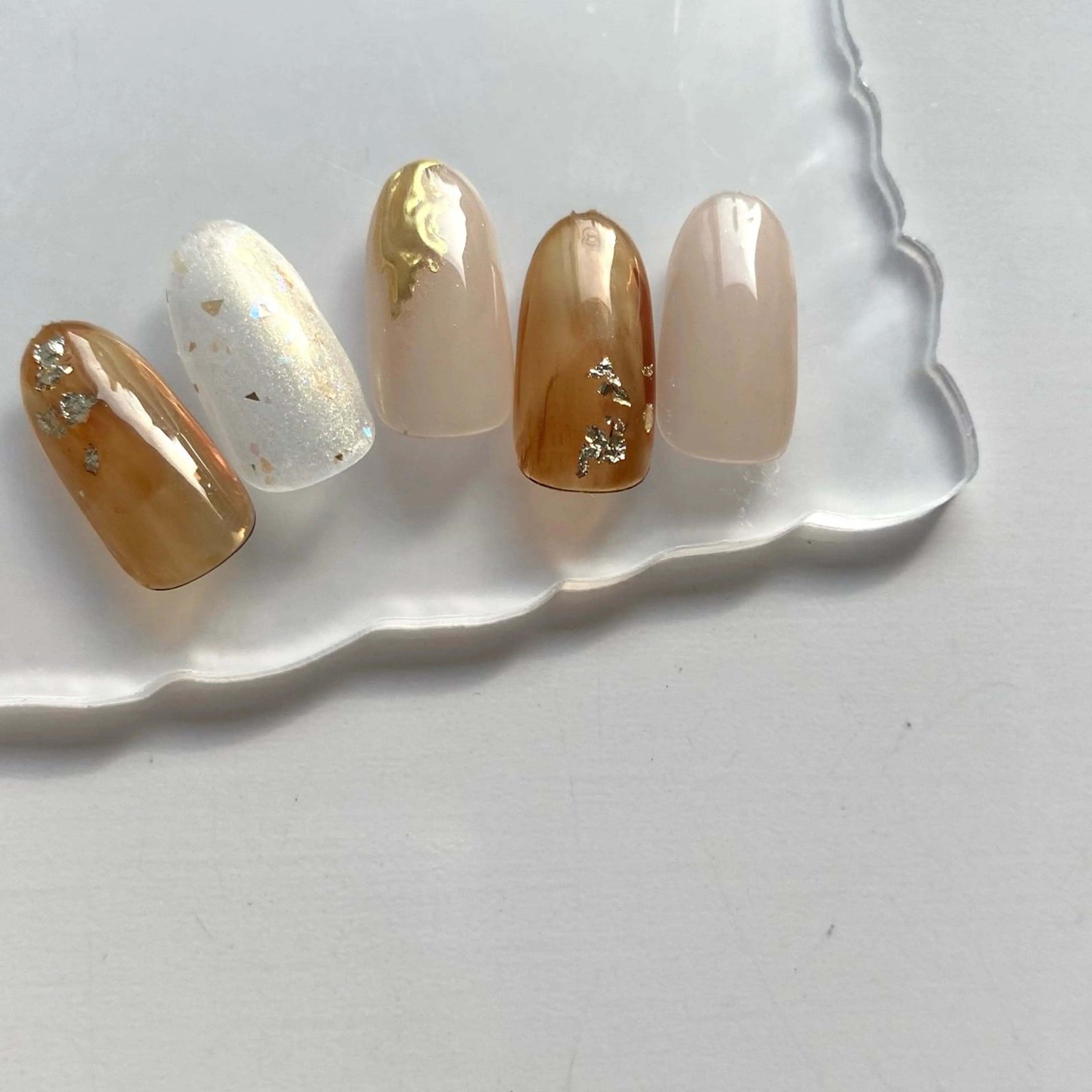ネイル ニュアンスネイル Aoi💅🏻 表参道のネイルデザイン