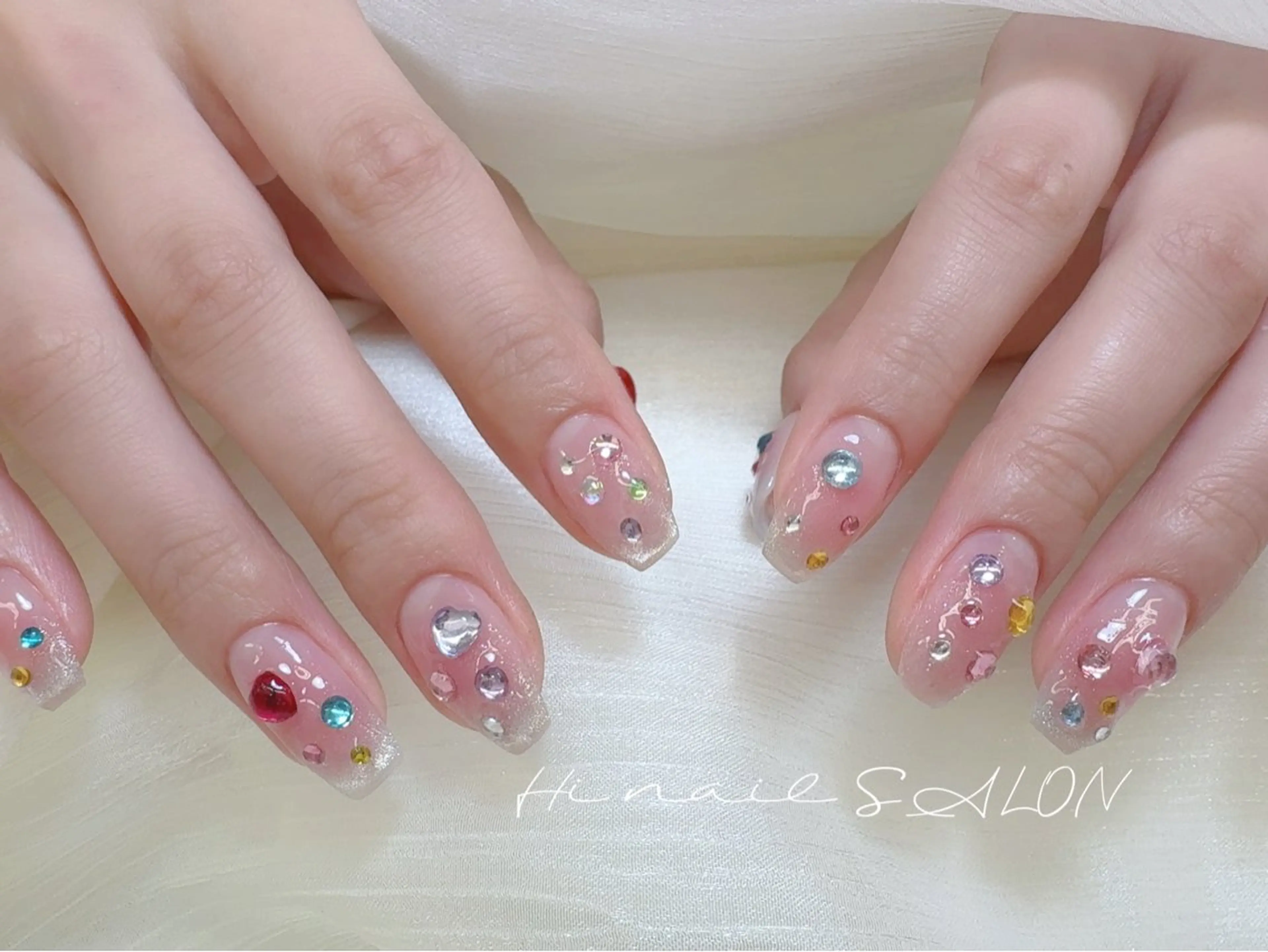 ネイル チークネイル フラッシュネイル フットネイル フレンチネイル ジェルネイル ハンドネイル Hi nail Miyuki池袋東口のネイルデザイン