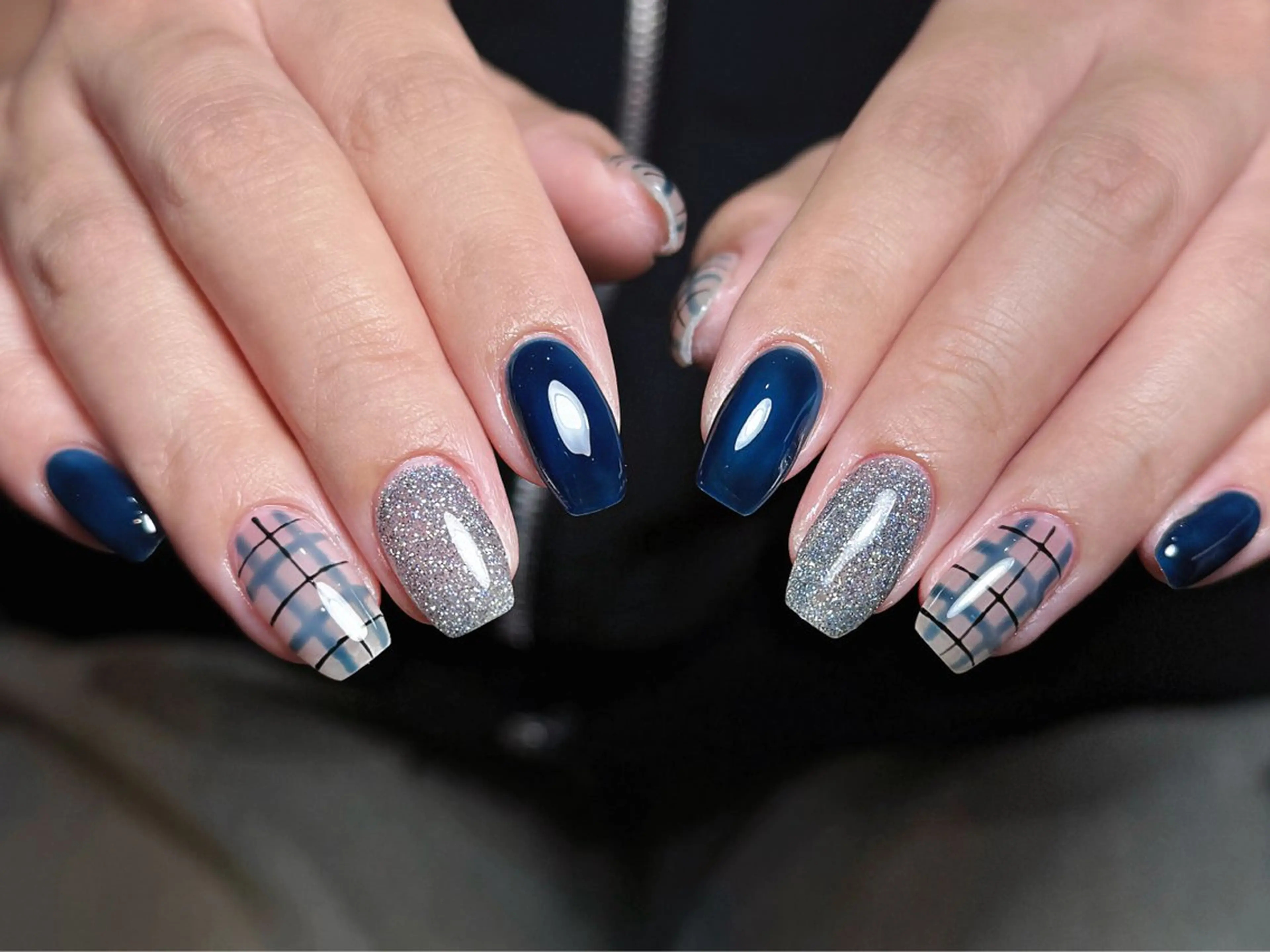 ネイル オーロラネイル 長さ出し フレンチネイル ジェルネイル ガラスフレンチ ハンドネイル Rela・S NAILのネイルデザイン